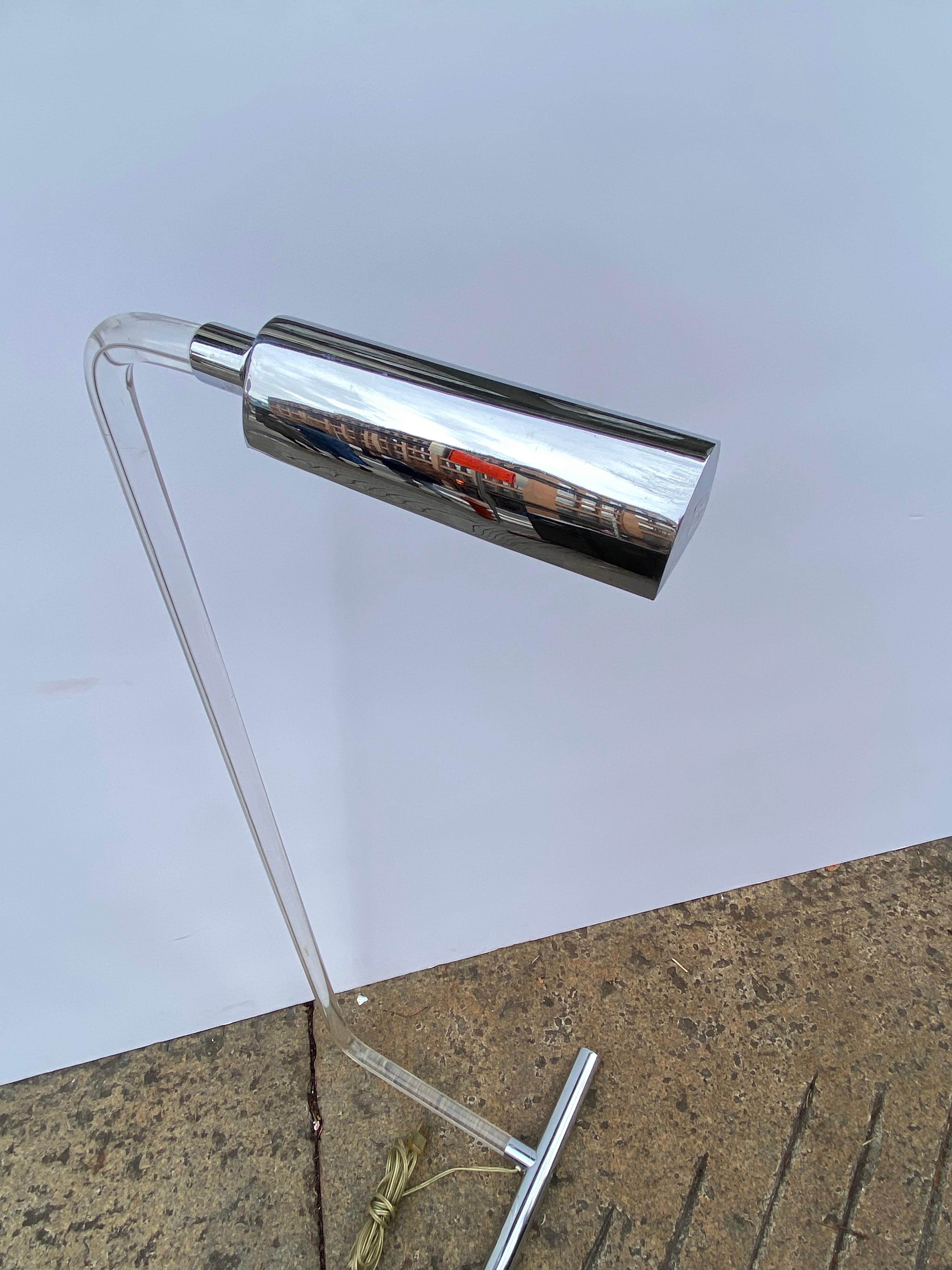 Mid-Century Modern Peter Hamburger Lucite Lamp