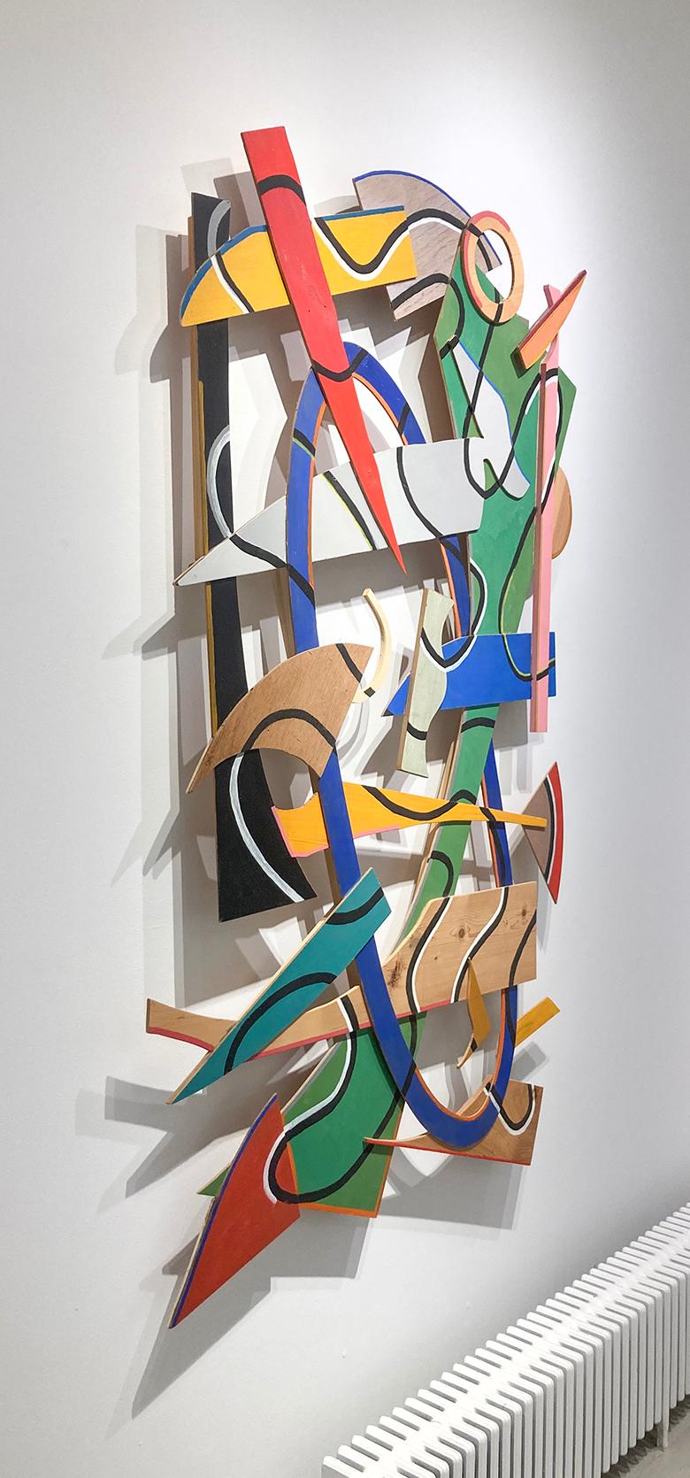 Ultramarin Oval (Farbene abstrakte dreidimensionale Holz-Wandskulptur)  (Abstrakt), Mixed Media Art, von Peter Hoffman