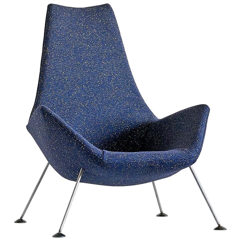 Peter Hoyte Lounge Chair in Blue Raf Simons Bouclé Fabric, England, 1960s