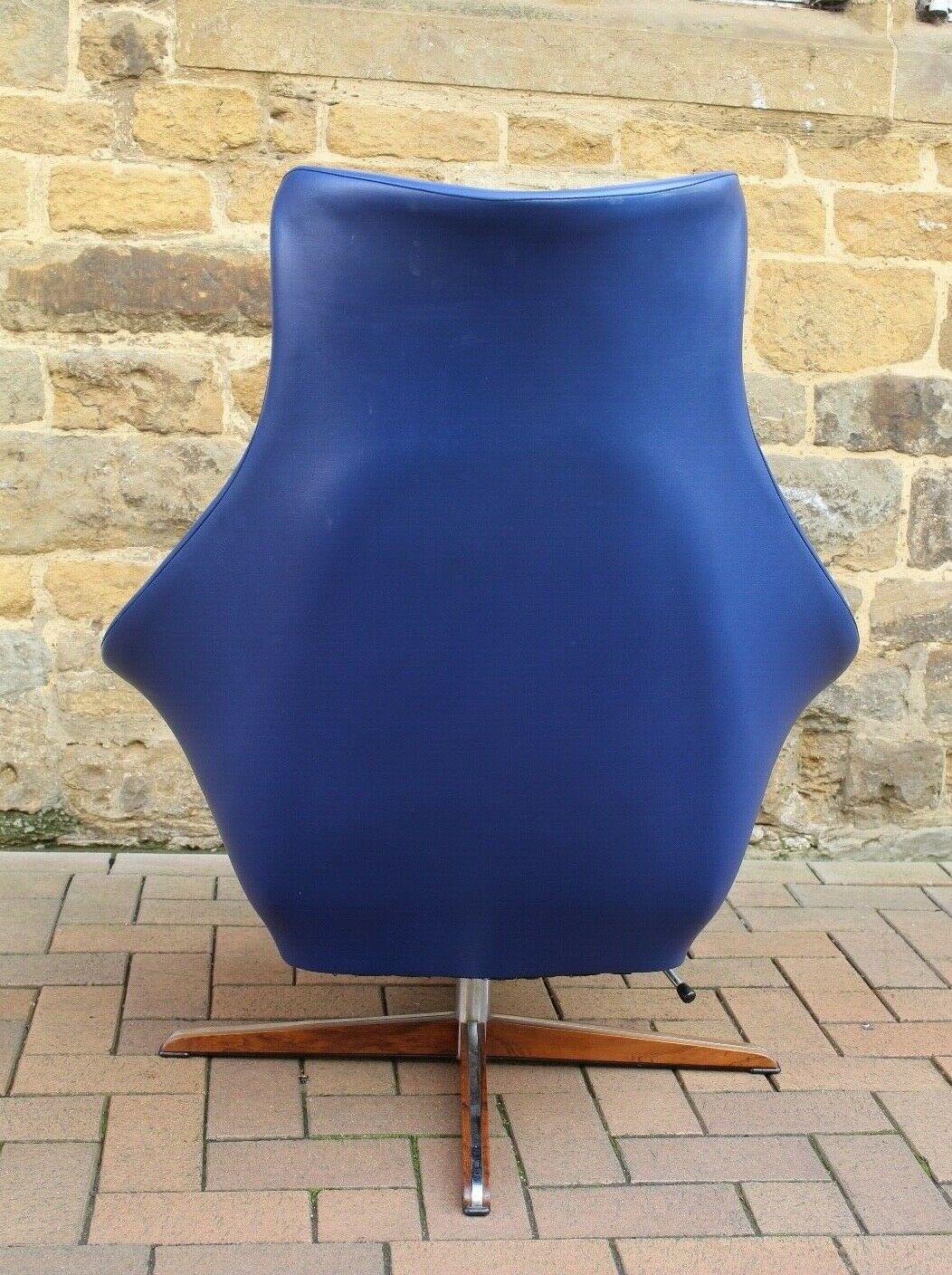 Peter Hoyte Midcentury Lounge Chair with Footstool, 1960s In Fair Condition In London, GB