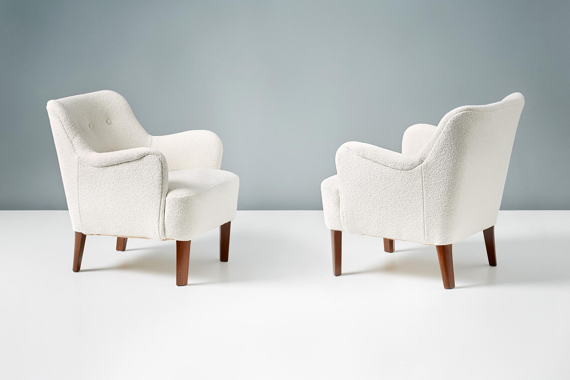 Scandinavian Modern Peter Hvidt 1940s Pair of Boucle Armchairs for Fritz Hansen