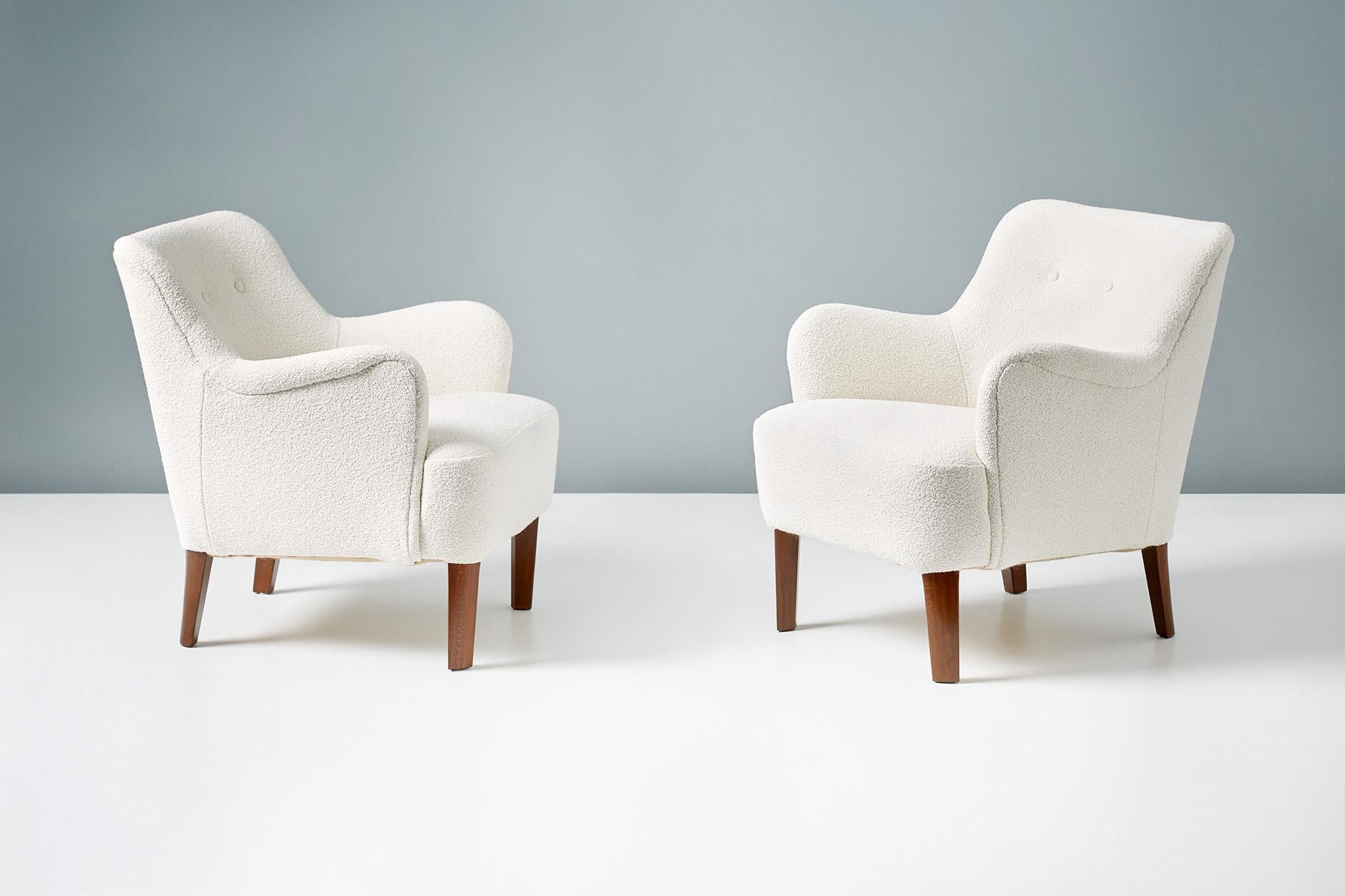 Peter Hvidt 1940s Pair of Boucle Armchairs for Fritz Hansen In Excellent Condition In London, England