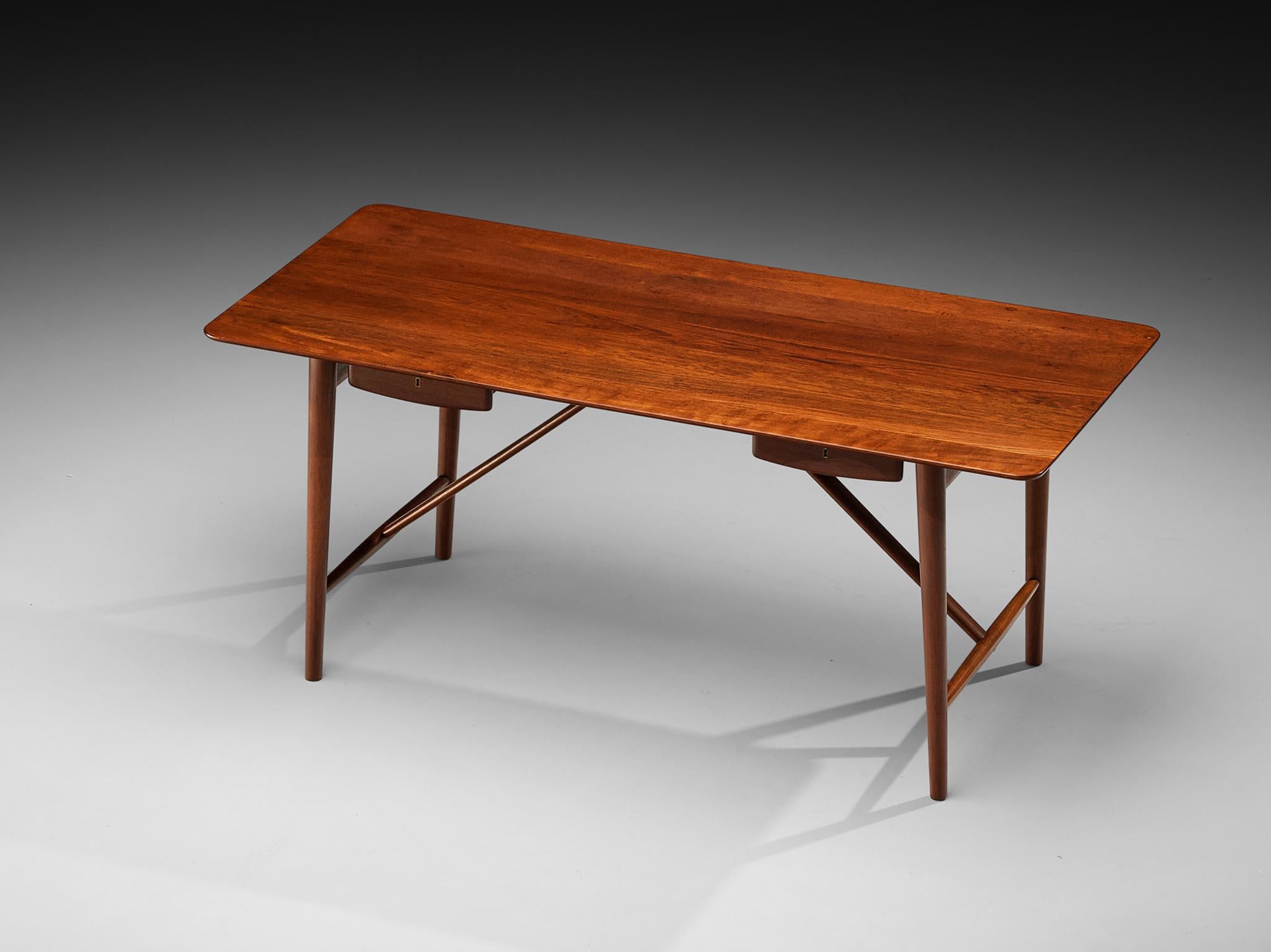 Peter Hvidt and Orla Mølgaard Nielsen Desk in Solid Teak In Good Condition For Sale In Waalwijk, NL