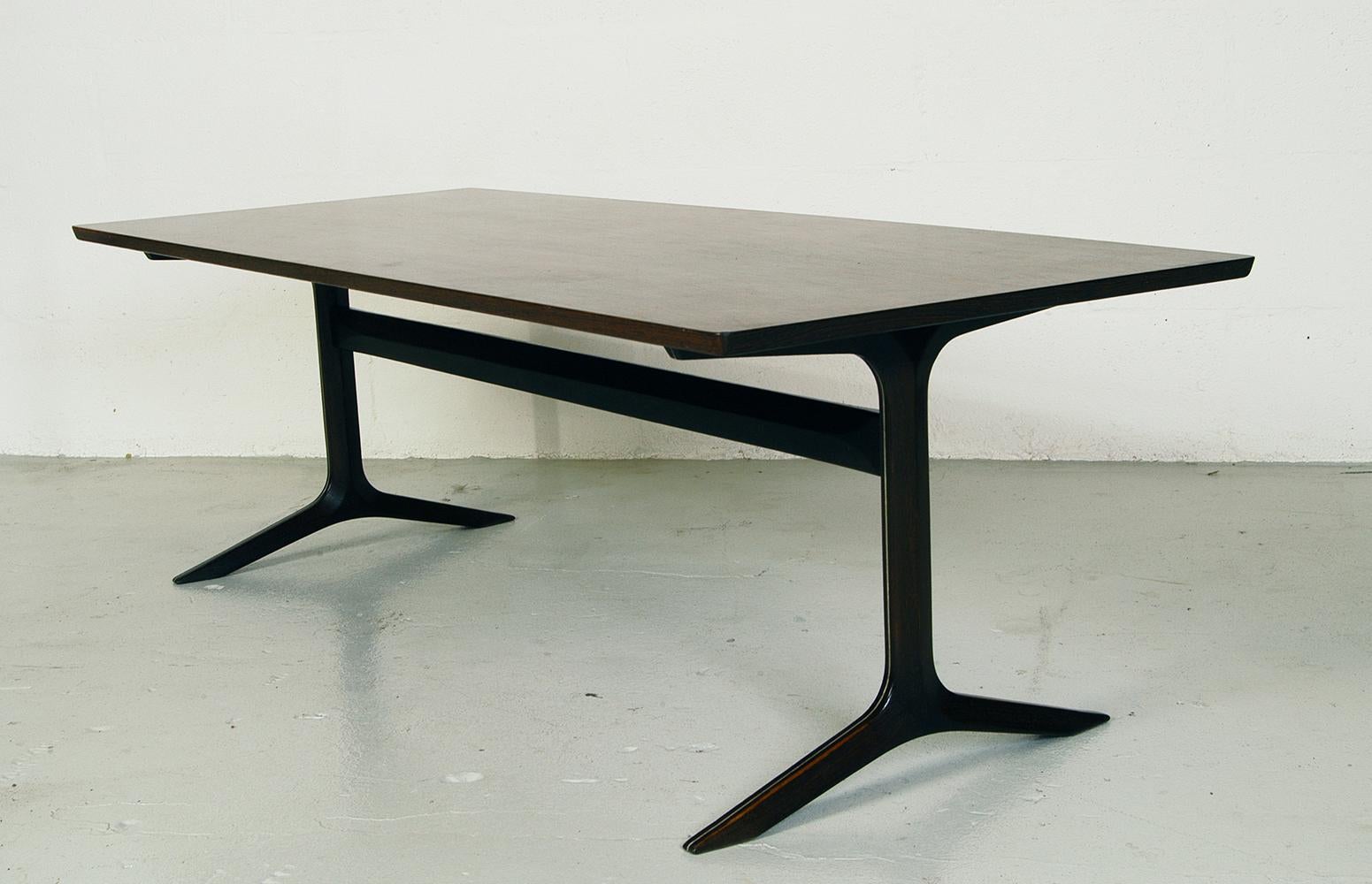 Mid-Century Modern Peter Hvidt and Orla Molgaard France and Sons Danish Rosewood Coffee Table 1960s