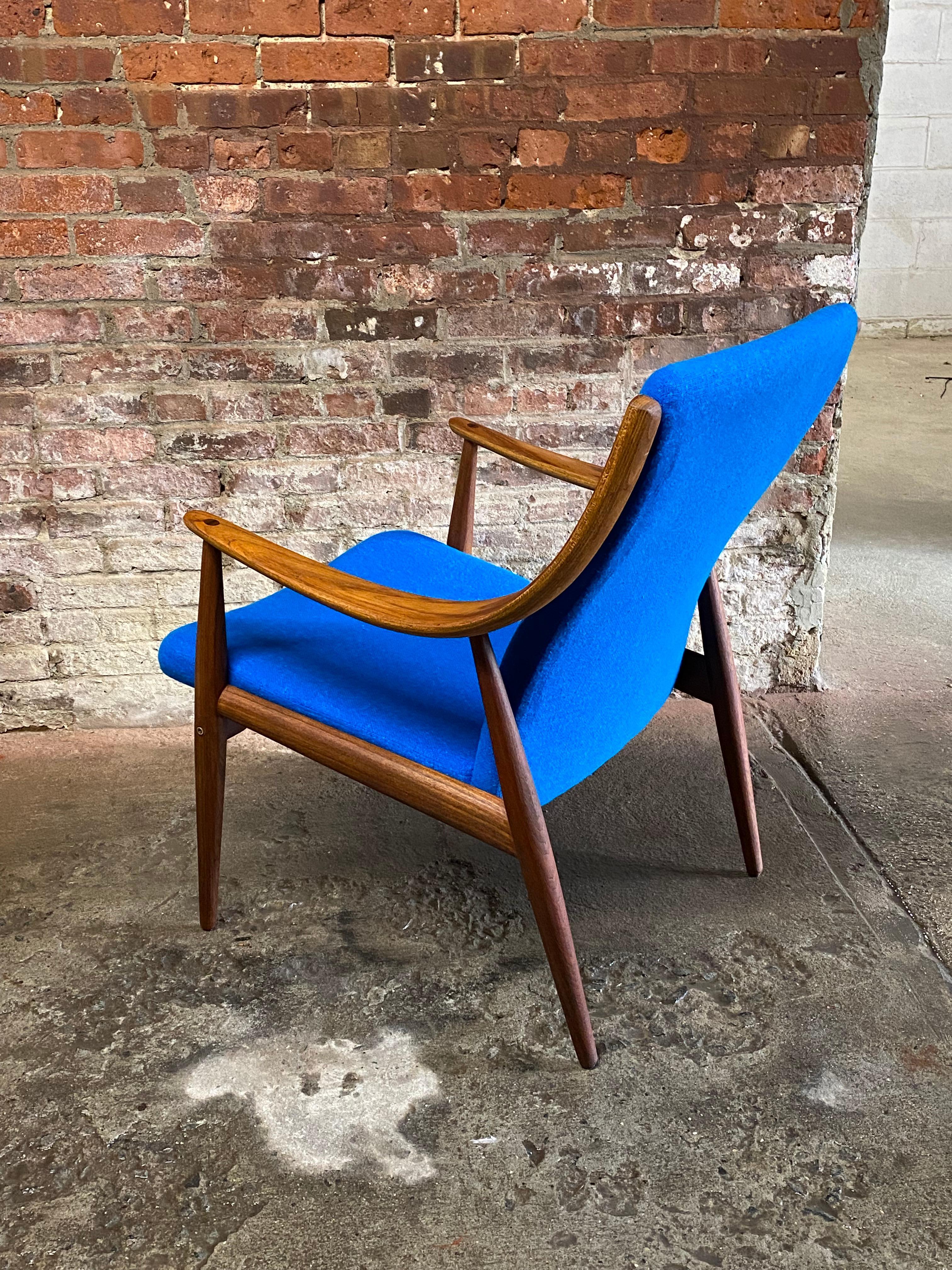 Mid-20th Century Peter Hvidt and Orla Molgaard-Nielsen Teak Armchair For Sale