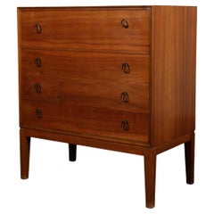 Wood Commodes and Chests of Drawers