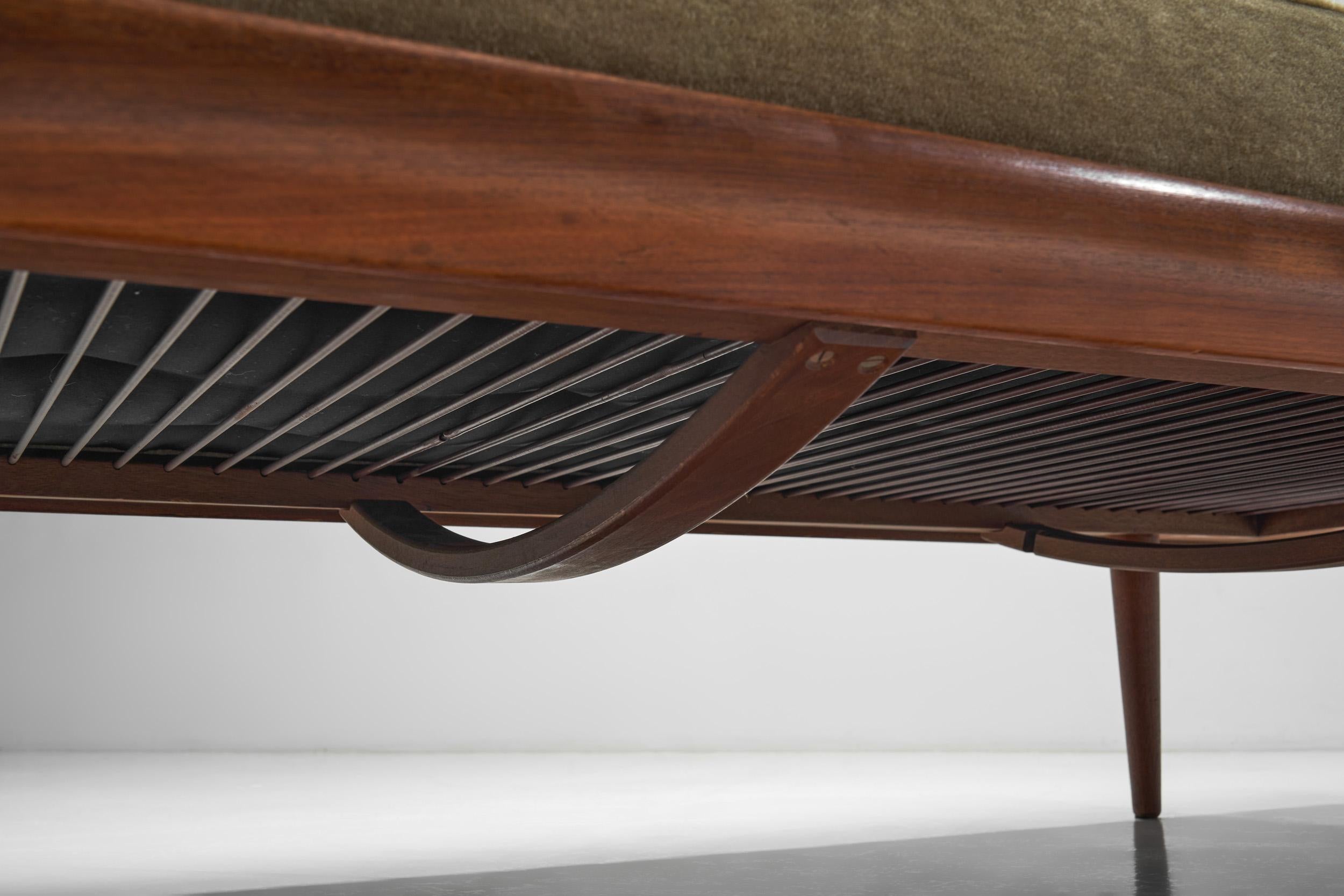Peter Hvidt Daybed for France & Søn, Denmark 1960s For Sale 6