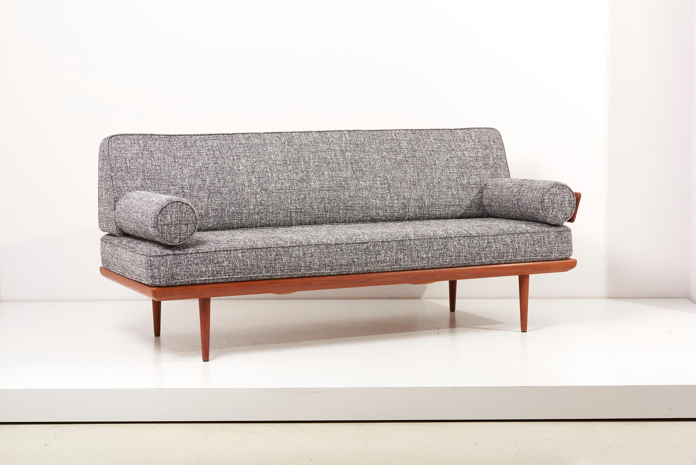 Peter Hvidt Gray Daybed or Sofa, Denmark 1950s For Sale 9