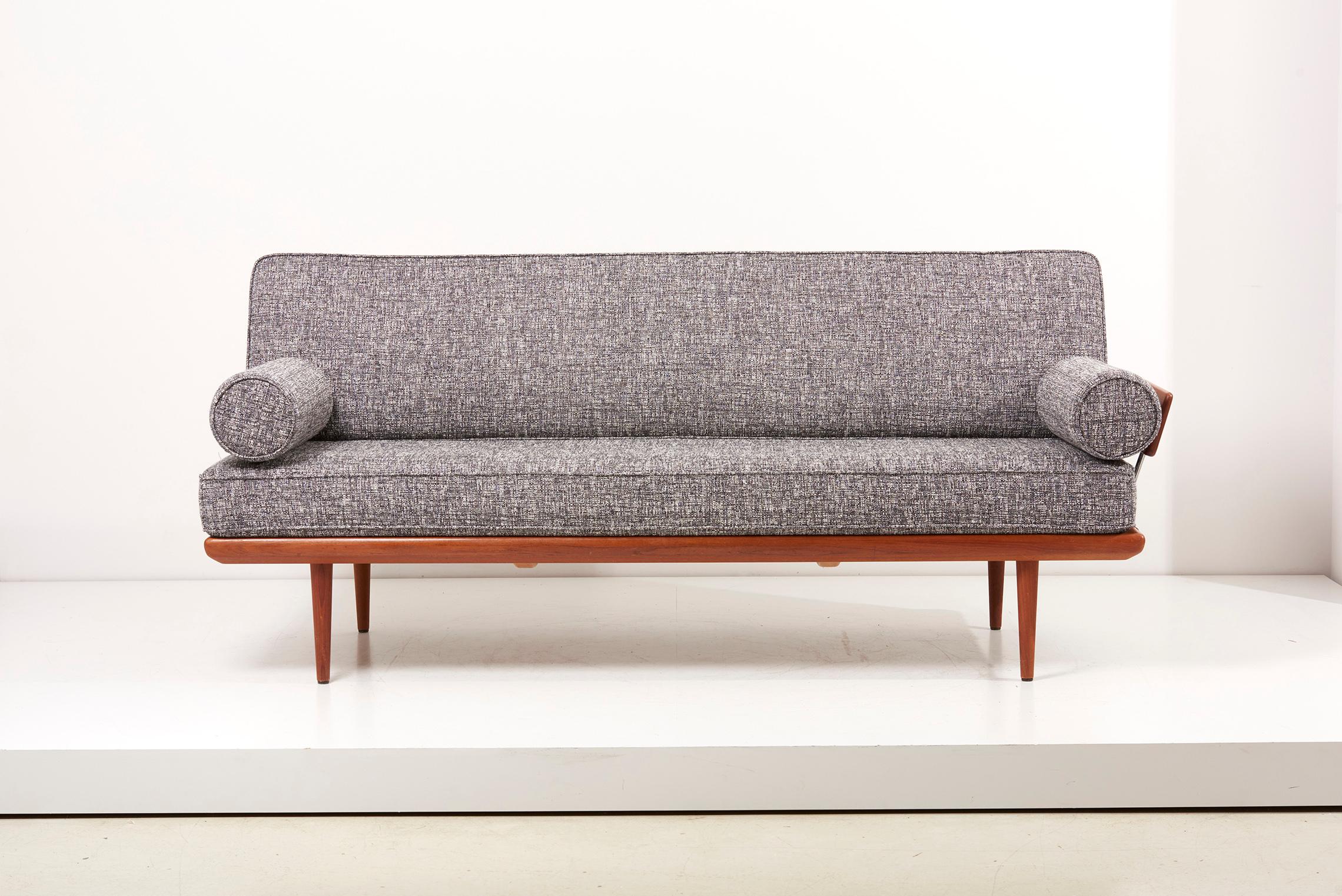 Peter Hvidt Gray Daybed or Sofa, Denmark 1950s For Sale 11