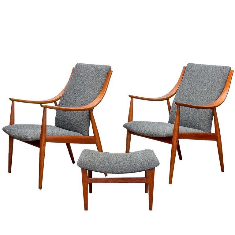 Peter Hvidt FD148 Easy Chairs and Ottoman Set for John Stuart