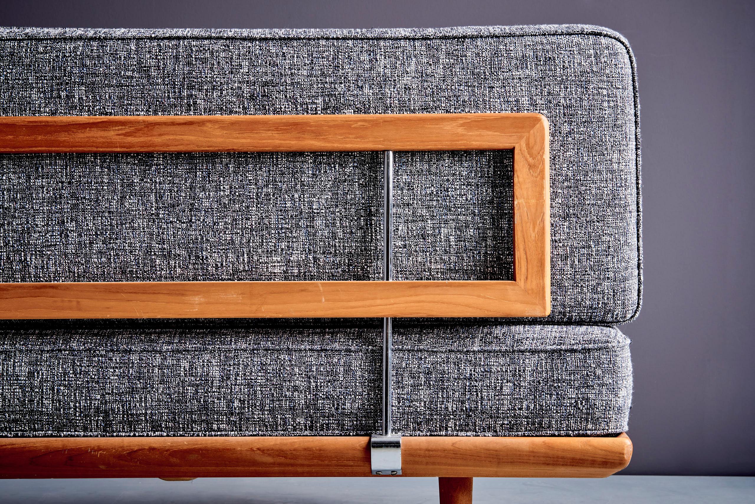 Metà XX secolo Peter Hvidt Gray Daybed or Sofa, Denmark 1950s in vendita