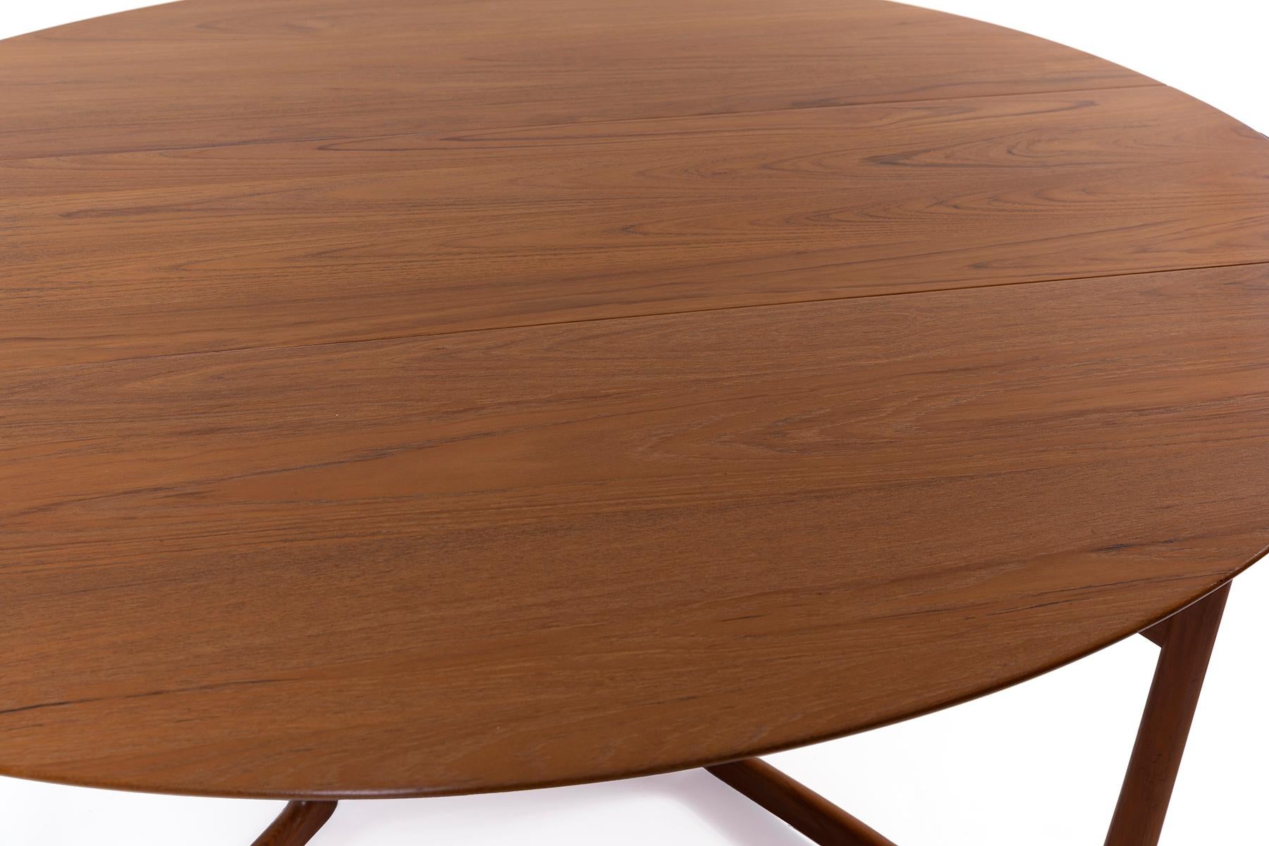 Mid-20th Century Peter Hvidt Mid-Century Drop-Leaf Dining Table