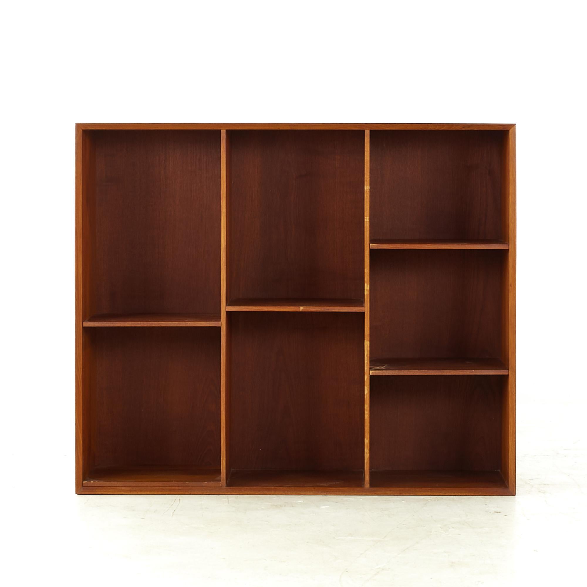 Peter Hvidt midcentury Teak Book Shelf.

This book shelf measures: 35.5 wide x 10.75 deep x 30 inches high

All pieces of furniture can be had in what we call restored vintage condition. That means the piece is restored upon purchase so it’s