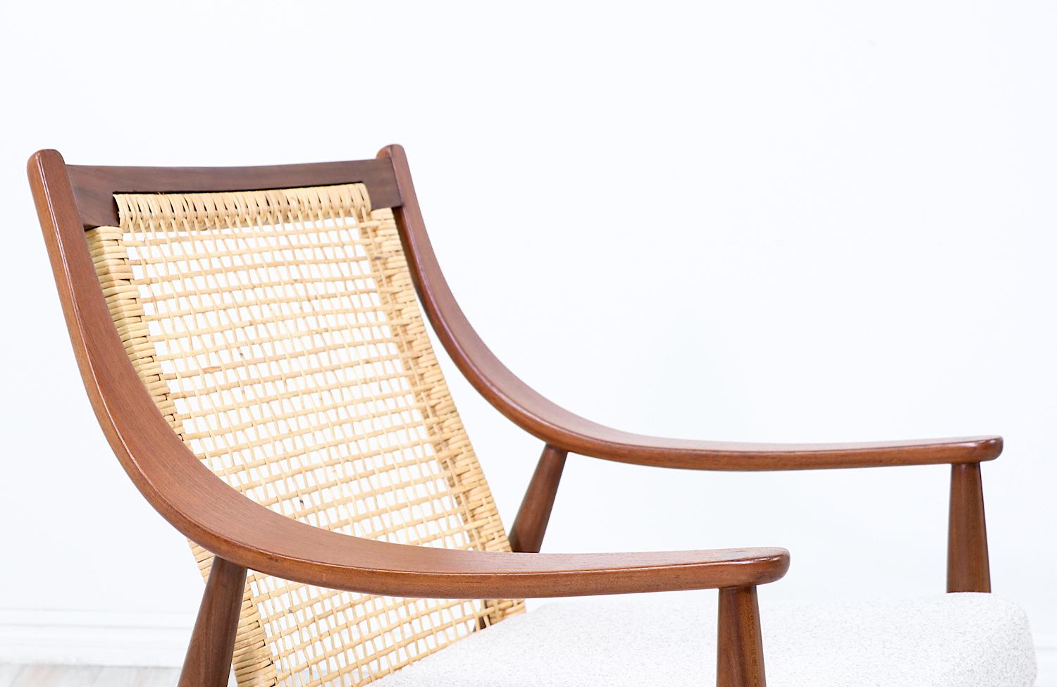 Peter Hvidt Model FD-146 Teak & Cane Lounge Chair by France & Daverkosen For Sale 2