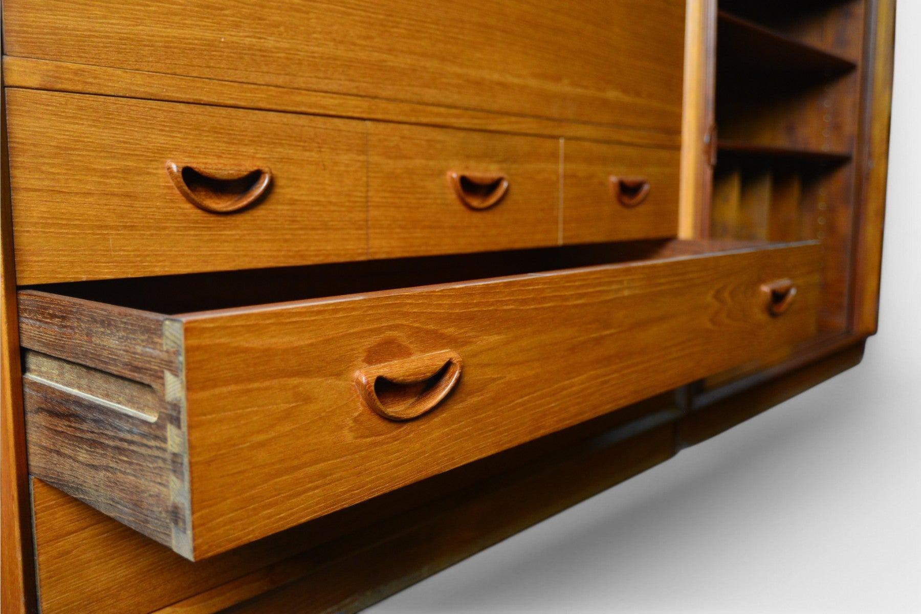 Librerie / pensili modulari in teak massiccio di Peter Hvidt in vendita 4