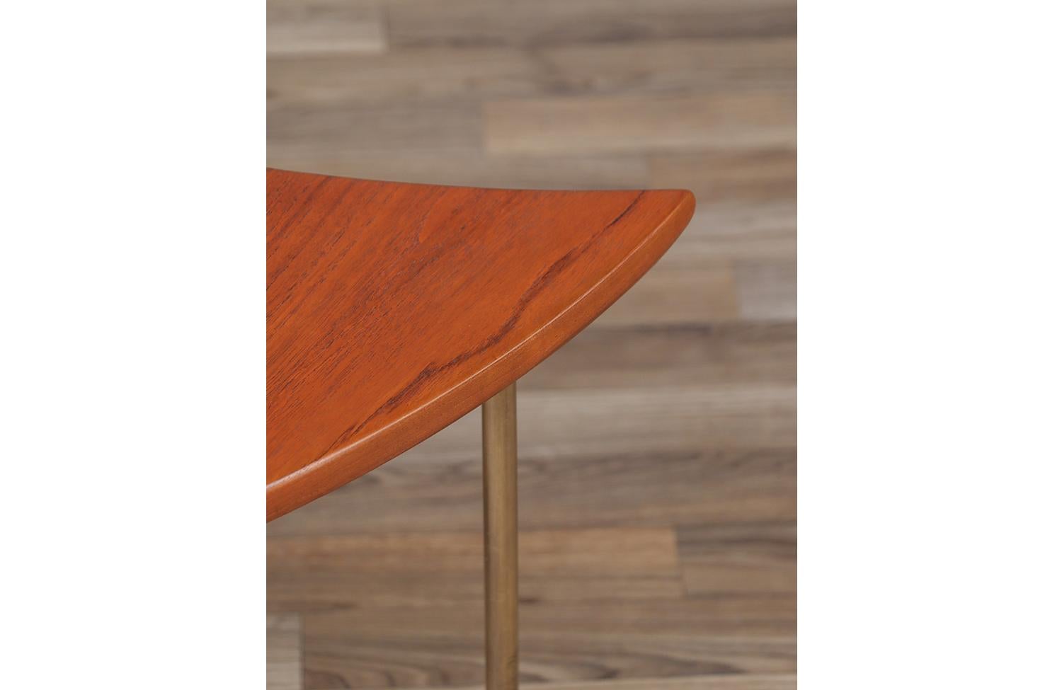 Table basse modulaire en teck et laiton de Peter Hvidt pour France & Son en vente 3