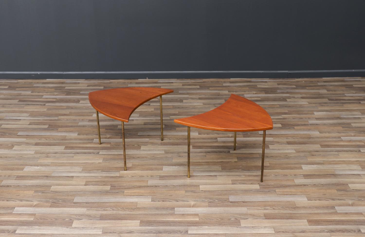 Table basse modulaire en teck et laiton de Peter Hvidt pour France & Son Excellent état - En vente à Los Angeles, CA