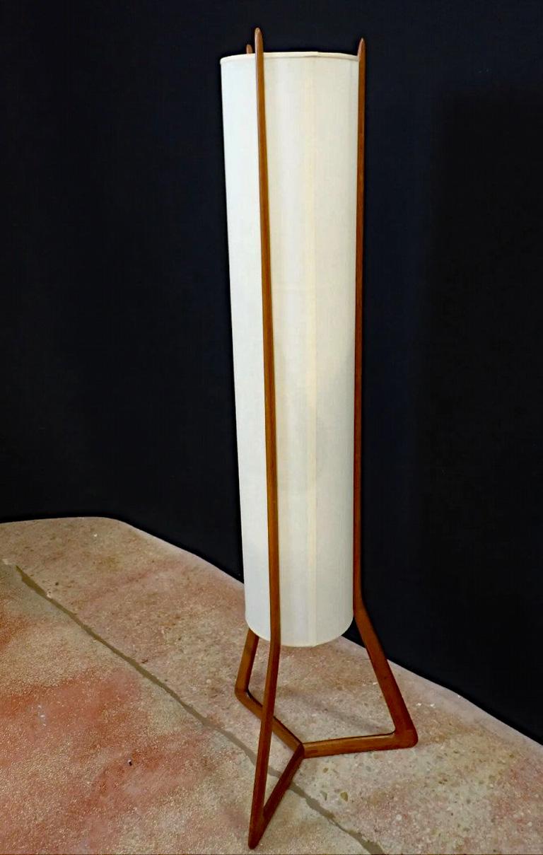 Mid-20th Century Peter Hvidt & Olga Molgaard-nielsen (att. to) teak tripod floor lamp  For Sale