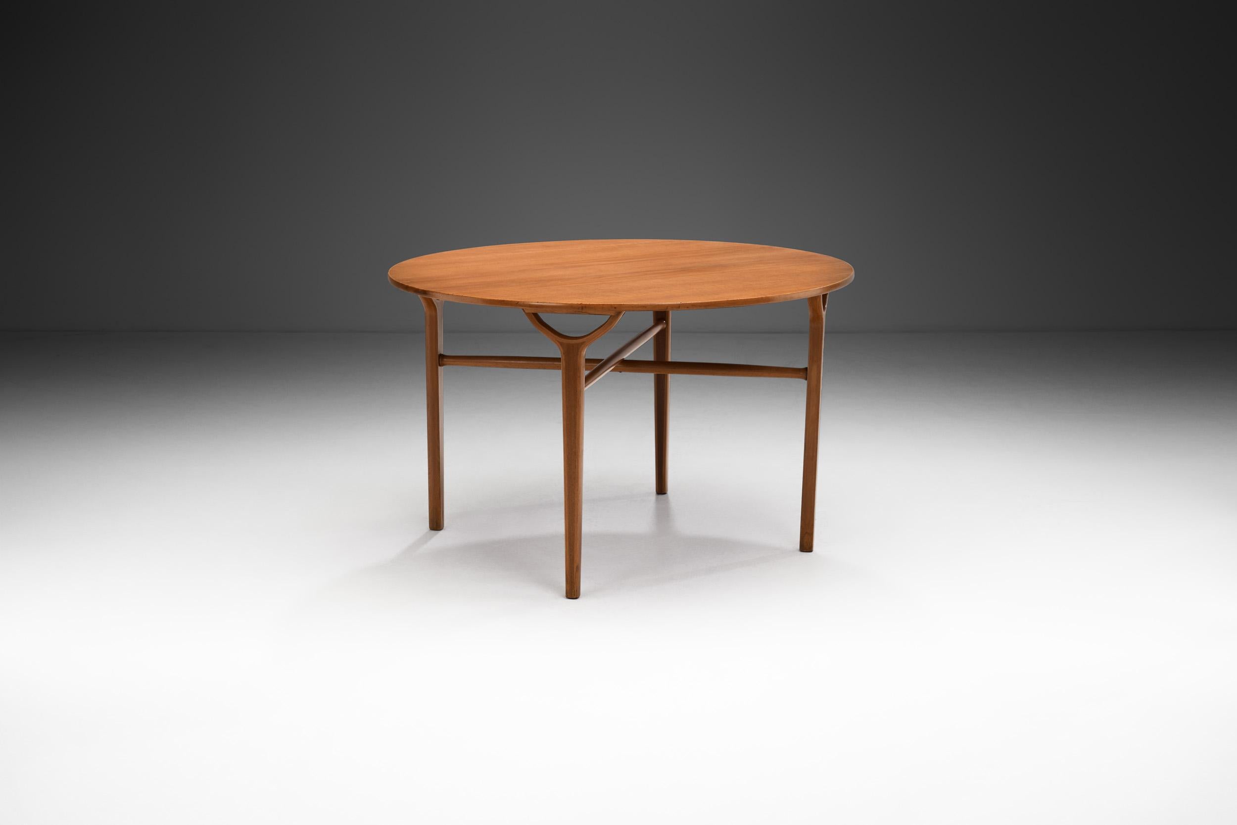 Mid-Century Modern Peter Hvidt & Orla Mølgaard Nielsen 