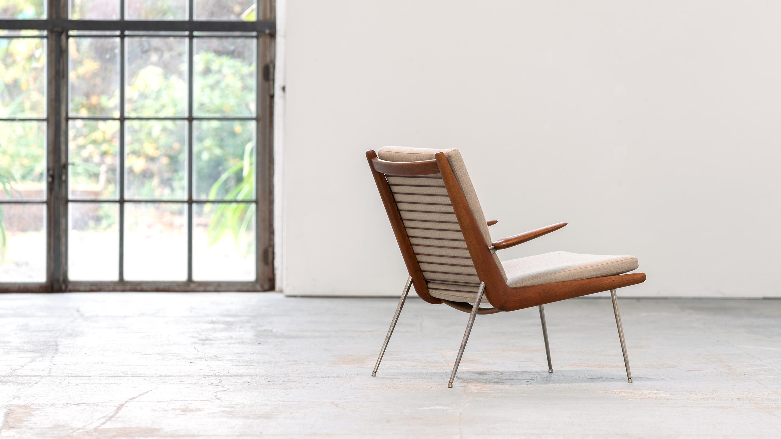 peter hvidt boomerang chair