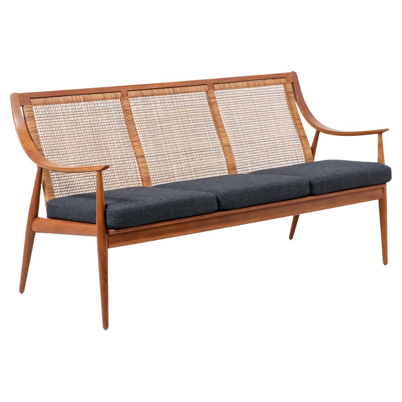 Peter Hvidt & Orla Mølgaard-Nielsen Sofa aus Schilf und Teakholz für France & Søn im Angebot