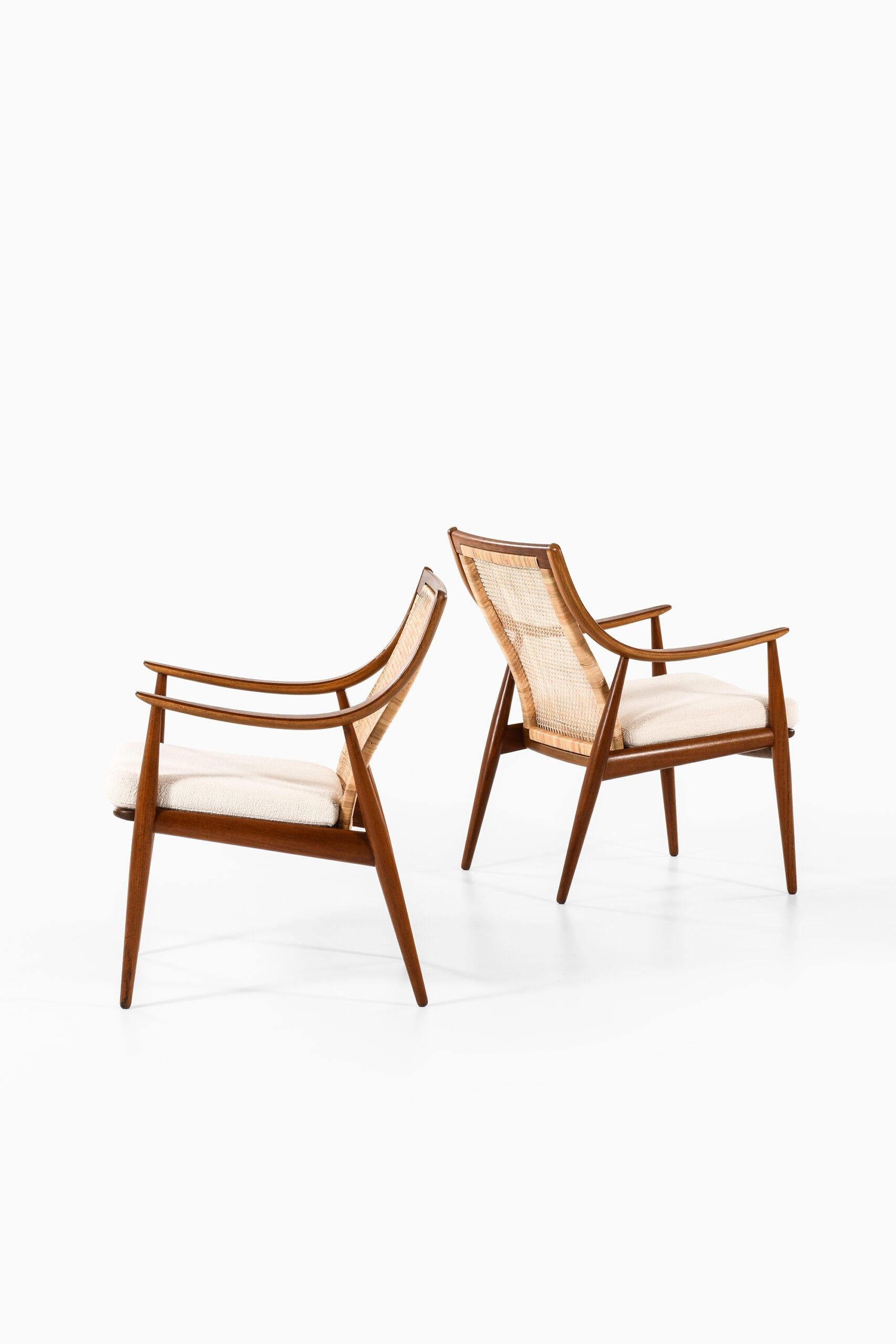 Peter Hvidt & Orla Mølgaard-Nielsen Easy Chairs Model 146 by France & Son For Sale 3