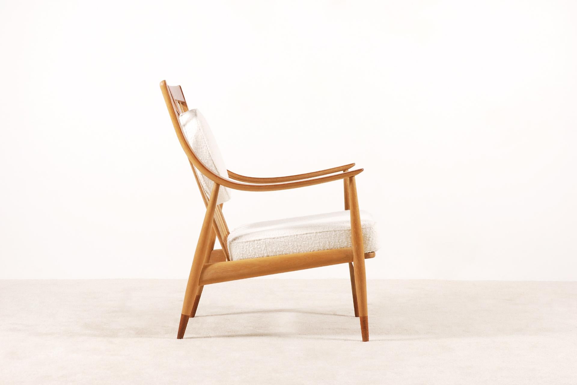 peter hvidt chairs