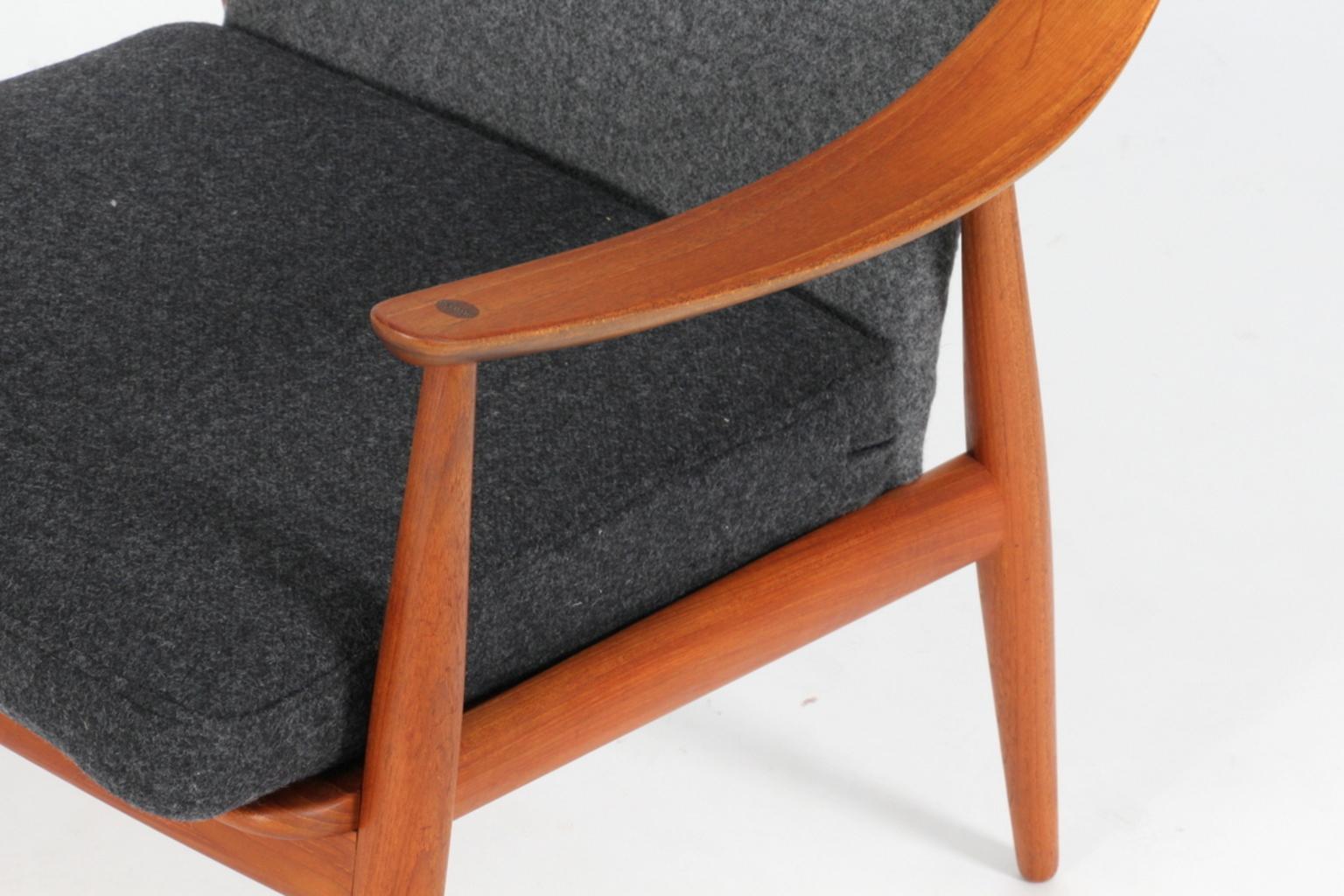Scandinavian Modern Peter Hvidt & Orla Mølgaard Nielsen, Lounge Chair in Teak and Wool