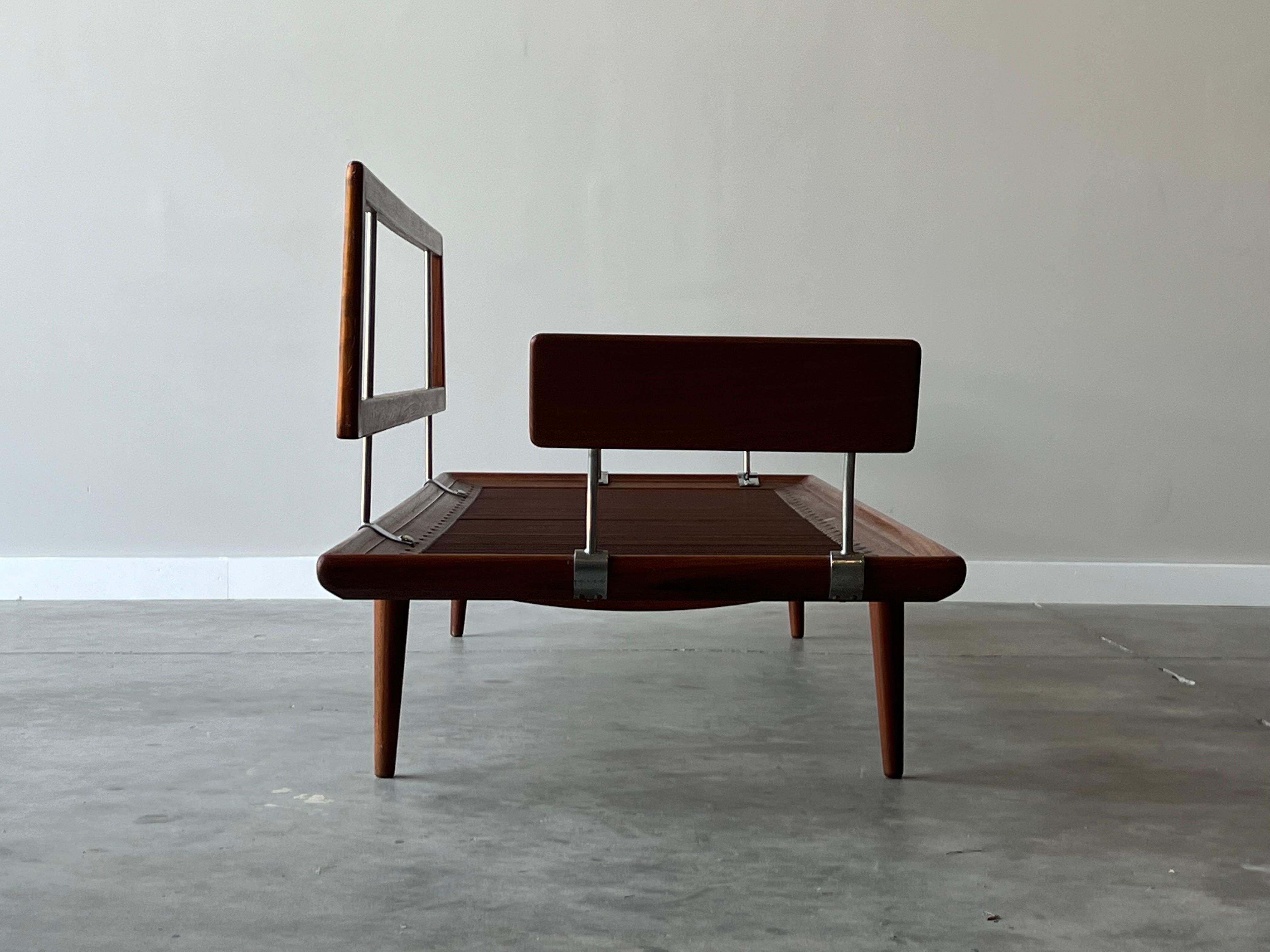 Peter Hvidt & Orla Mølgaard-Nielsen “Minerva” Sofa 3