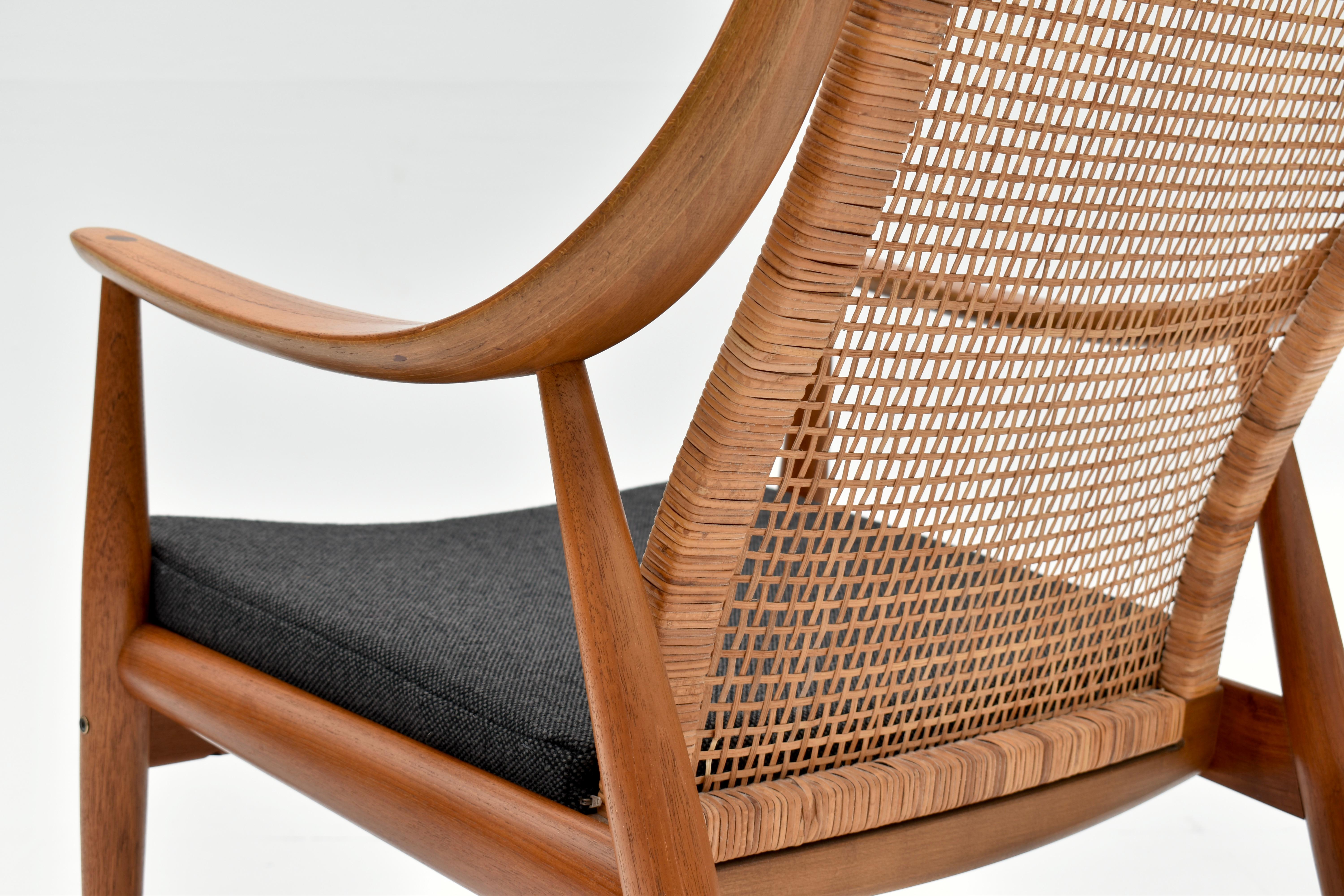Peter Hvidt & Orla Mølgaard Nielsen Model 147 Lounge Chair For France & Son 4