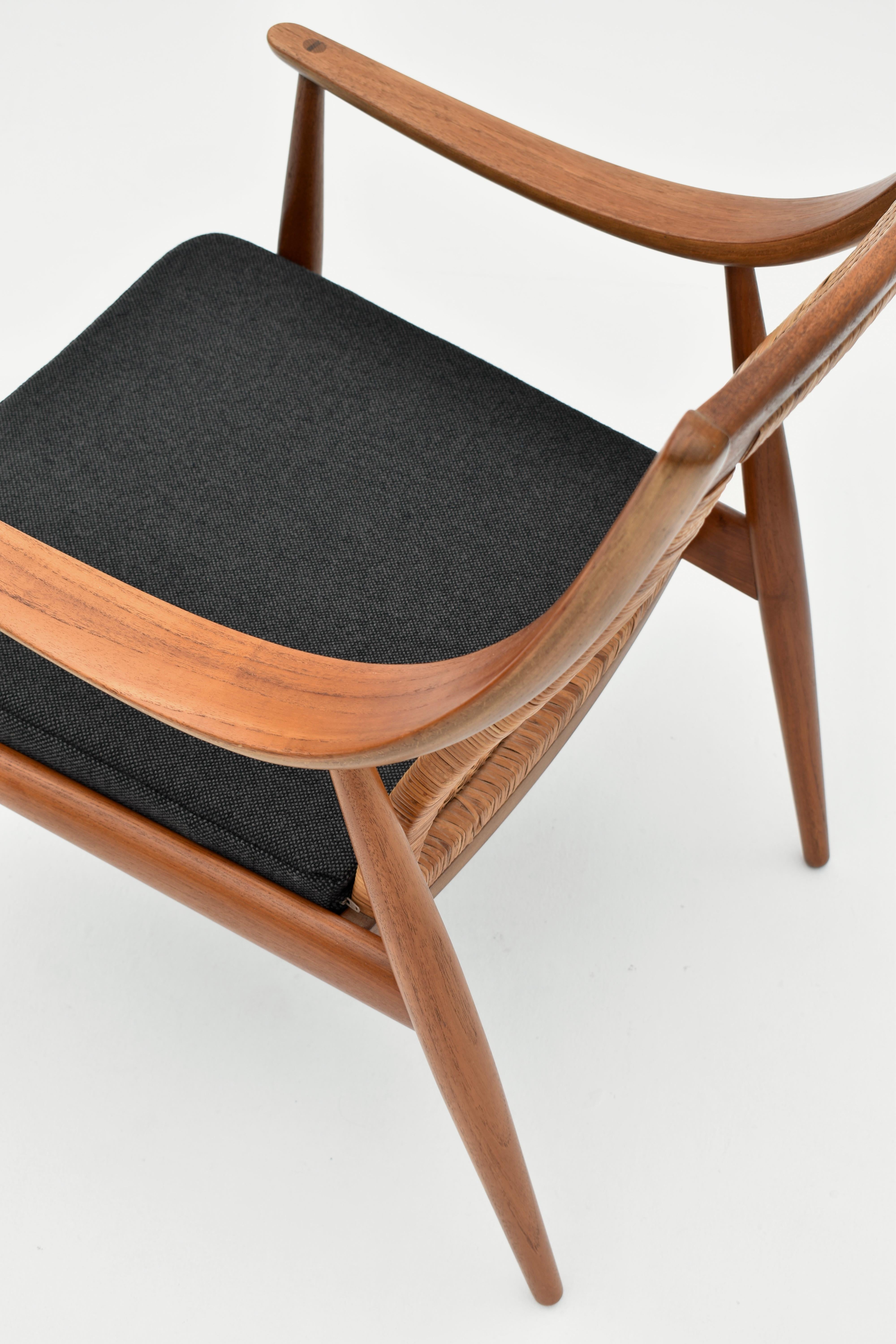 Mid-20th Century Peter Hvidt & Orla Mølgaard Nielsen Model 147 Lounge Chair For France & Son