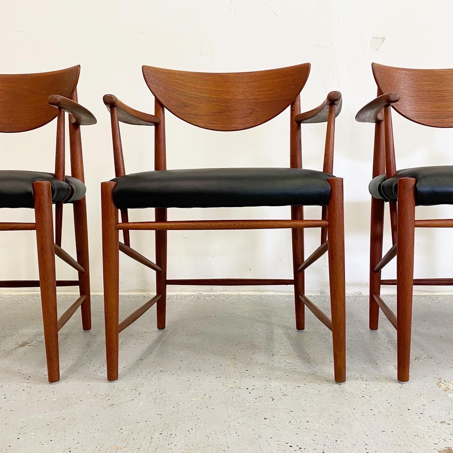 Mid-Century Modern Peter Hvidt & Orla Mølgaard Nielsen No. 317 Armchairs, Set of Four For Sale