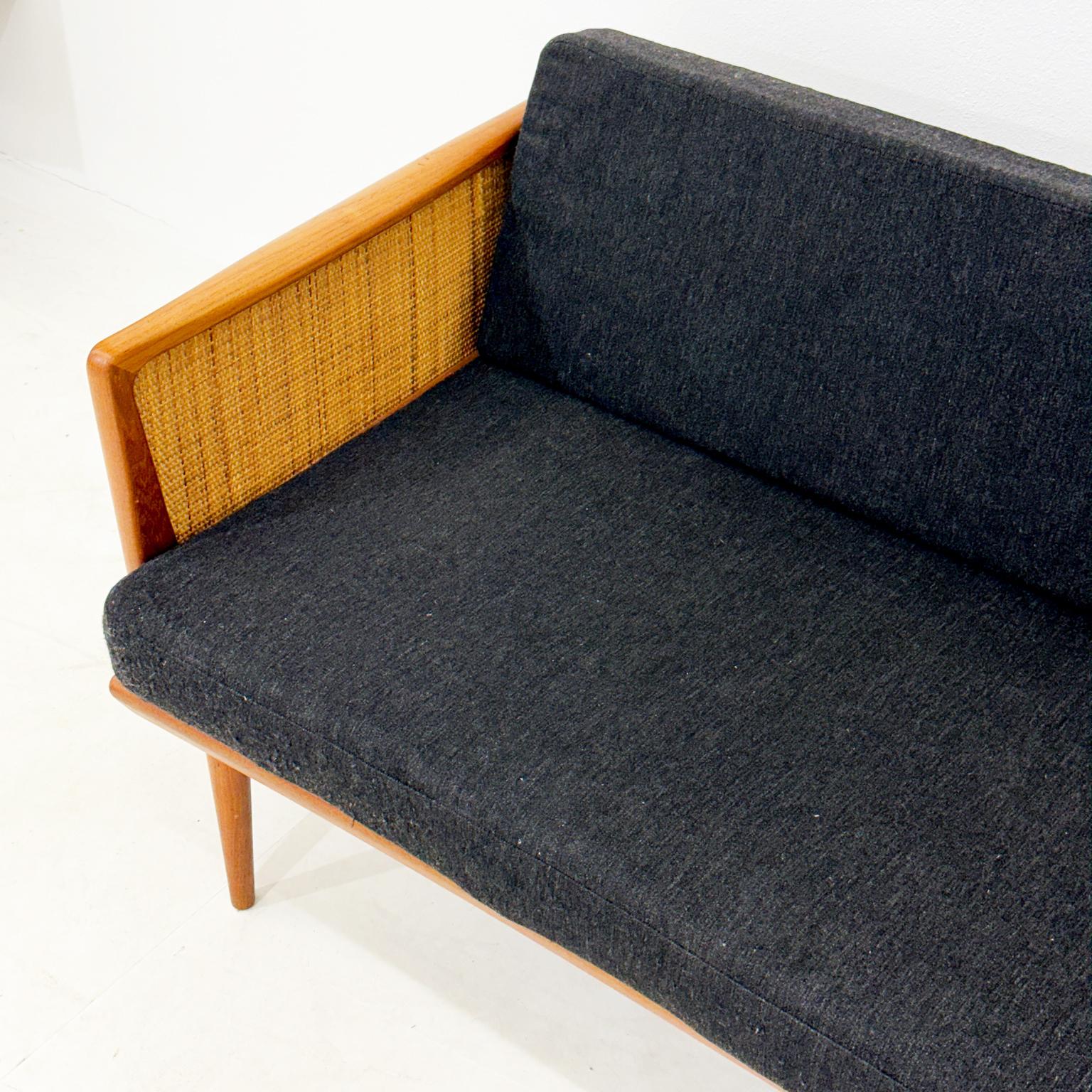 Peter Hvidt & Orla Mølgaard-Nielsen set of corner sofas model FD451 For Sale 2