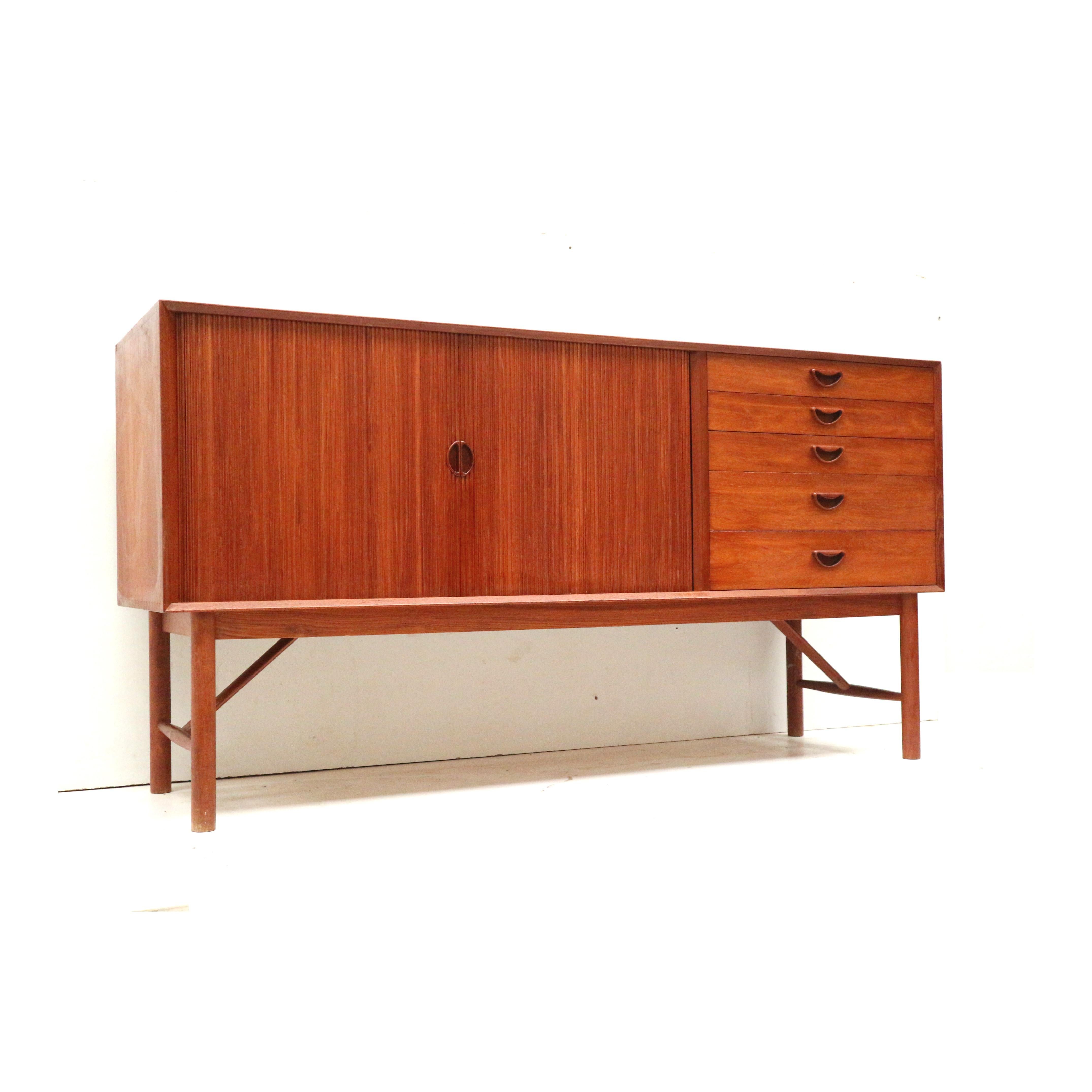 Credenza di Peter Hvidt & Orla Mølgaard-Nielsen per Søborg Mobler in vendita 5