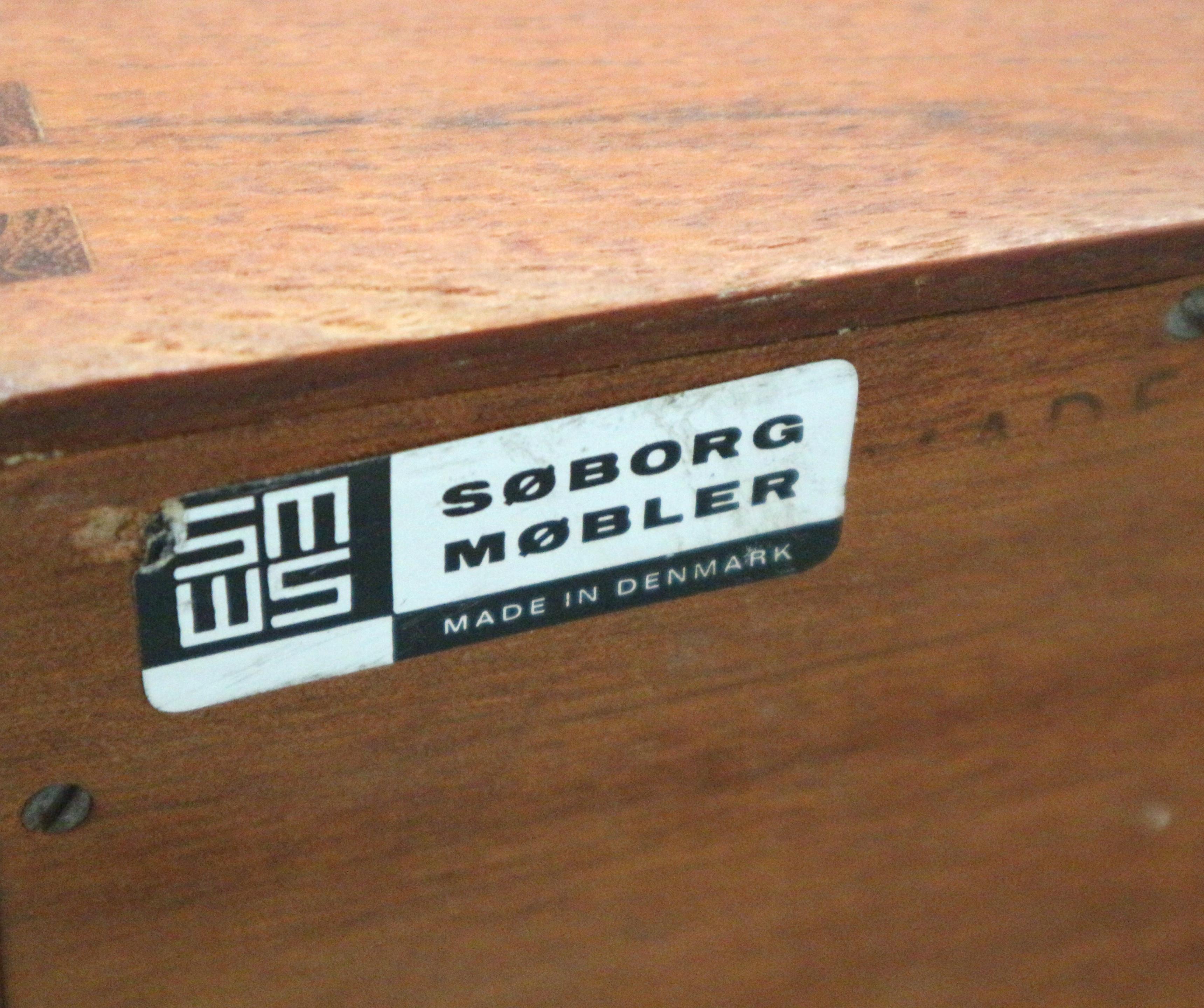 Credenza di Peter Hvidt & Orla Mølgaard-Nielsen per Søborg Mobler in vendita 6