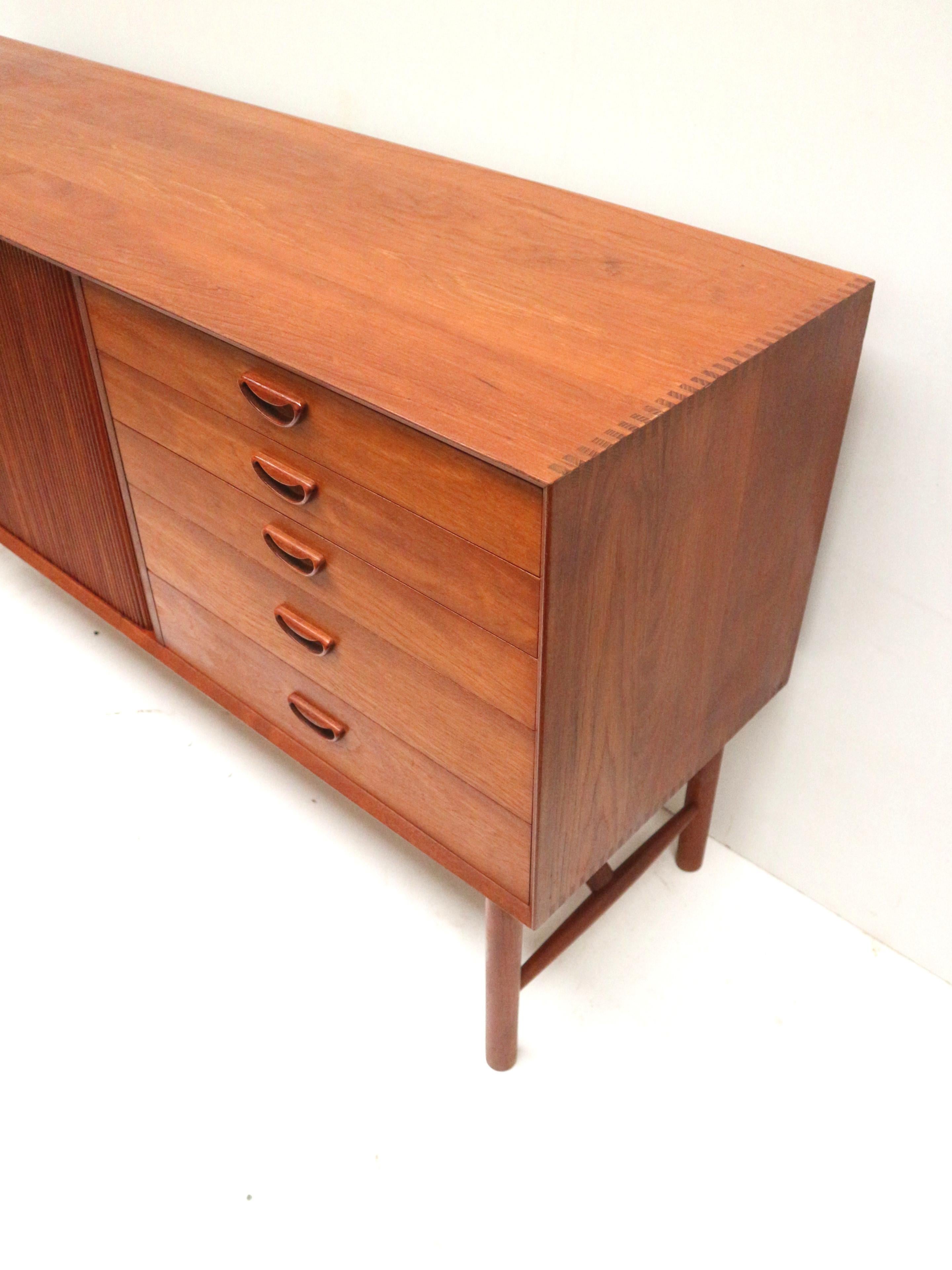 Credenza di Peter Hvidt & Orla Mølgaard-Nielsen per Søborg Mobler In condizioni buone in vendita a Breda, NB