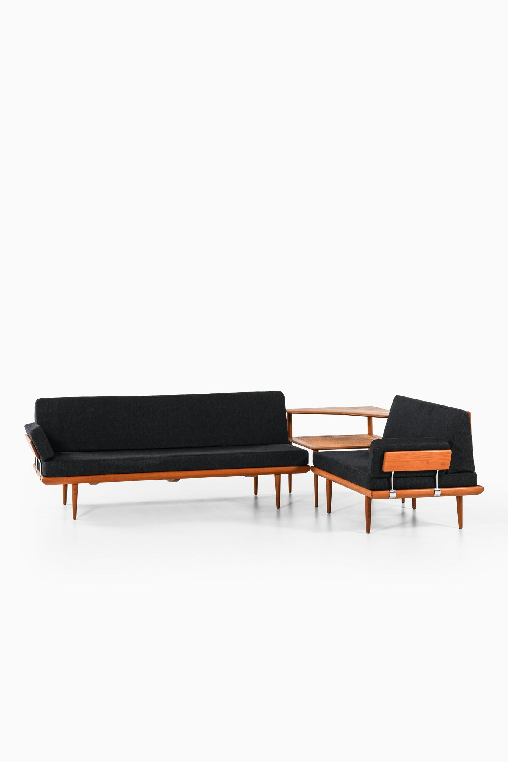 Peter Hvidt & Orla Mølgaard-Nielsen Sofa Modell Minerva von France & Daverkosen (Skandinavische Moderne) im Angebot