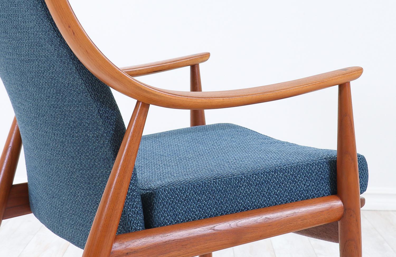 Mid-20th Century Peter Hvidt & Orla Mølgaard-Nielsen Teak Lounge Chairs for France & Søn