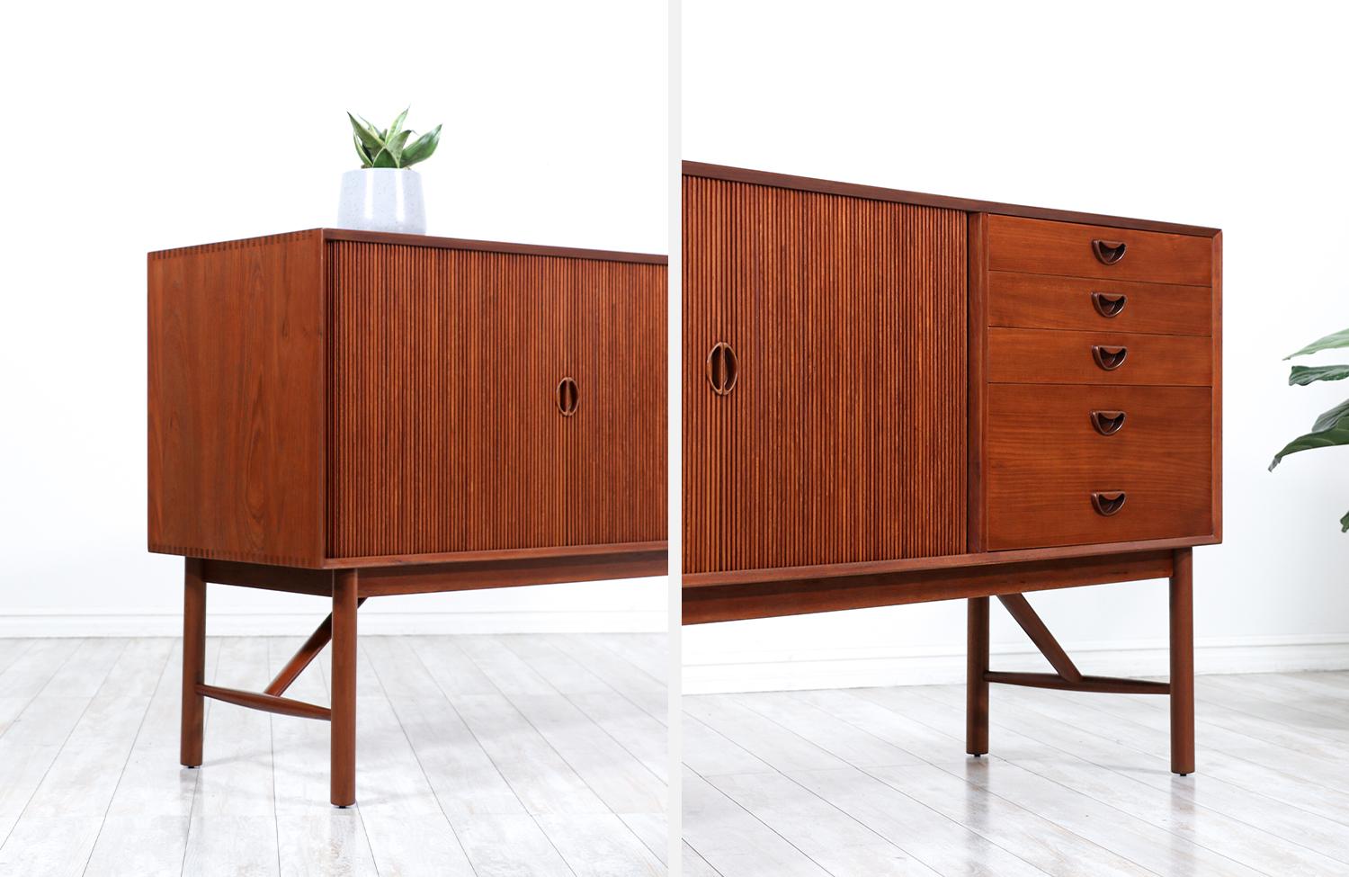 Peter Hvidt & Orla Mølgaard-Nielsen Teak Tambour-Door Credenza for Søborg Møbelf 2