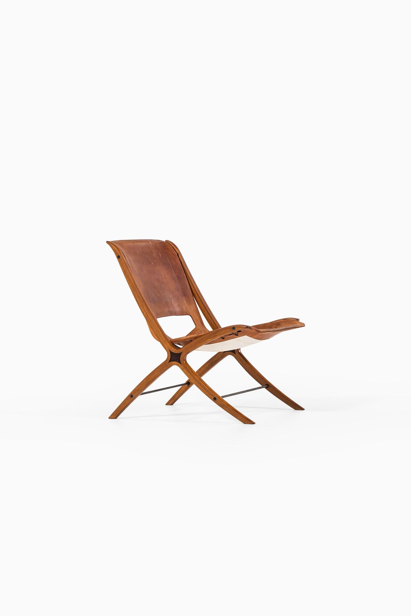 Scandinavian Modern Peter Hvidt & Orla Mølgaard-Nielsen x Easy Chair by Fritz Hansen in Denmark For Sale