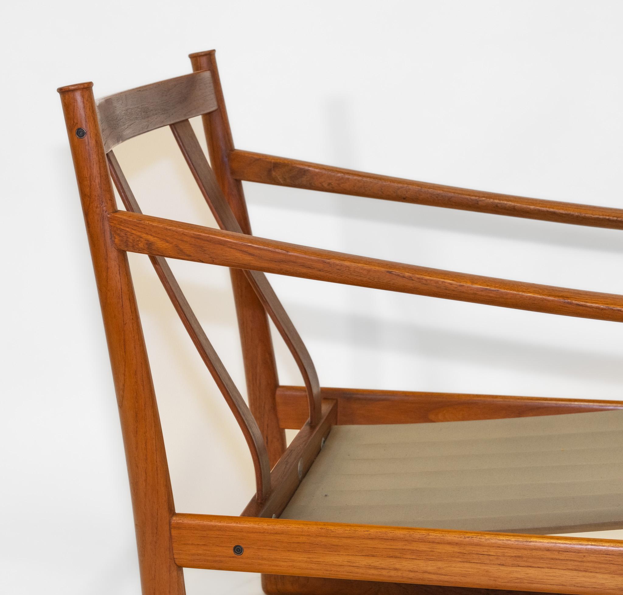 Peter Hvidt & Orla Mølgaard Teak Lounge Chair For France & Son Model Fd 130 For Sale 8
