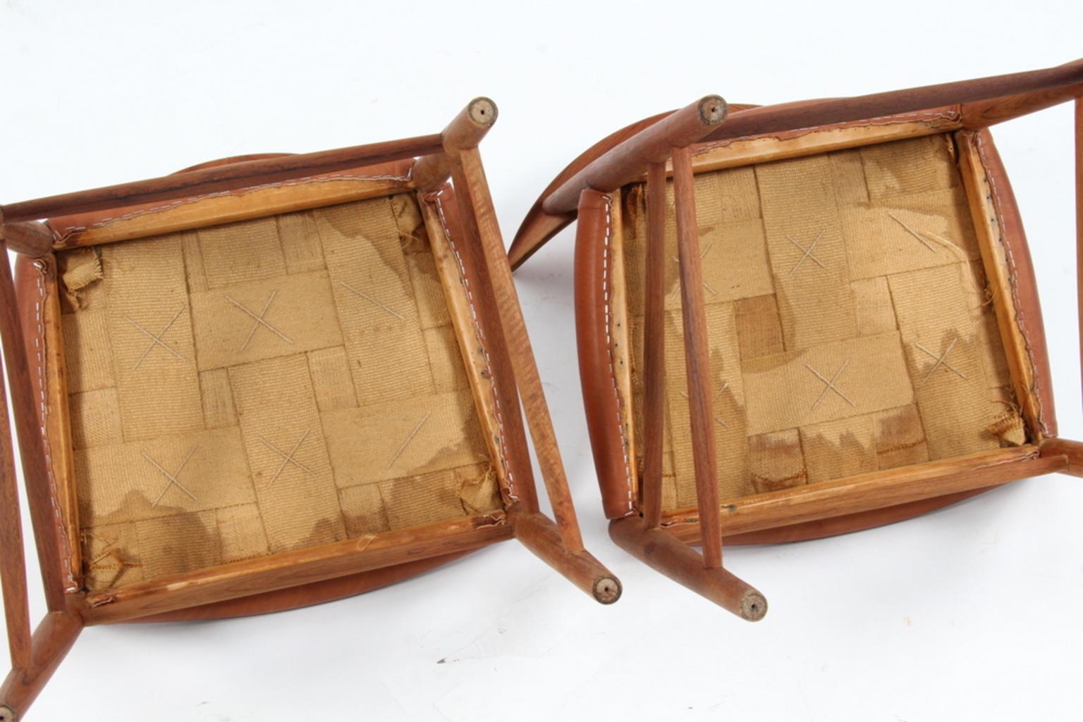 Peter Hvidt & Orla Mølgaard Two Chairs Model 316, Teak and Aniline Leather 1