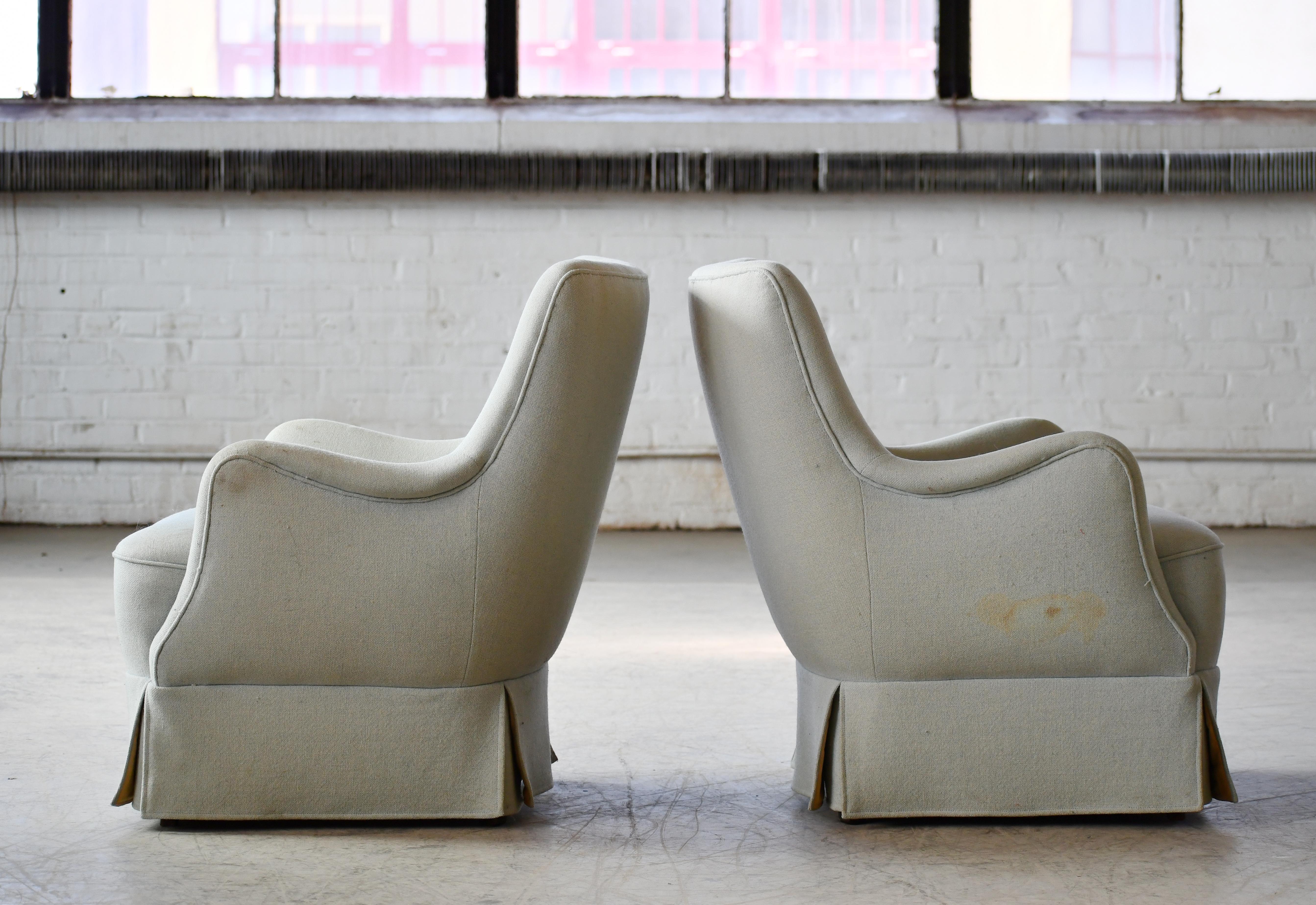 Peter Hvidt Orla Molgaard Classic Danish 1950s Pair Lounge Chairs In Good Condition In Bridgeport, CT