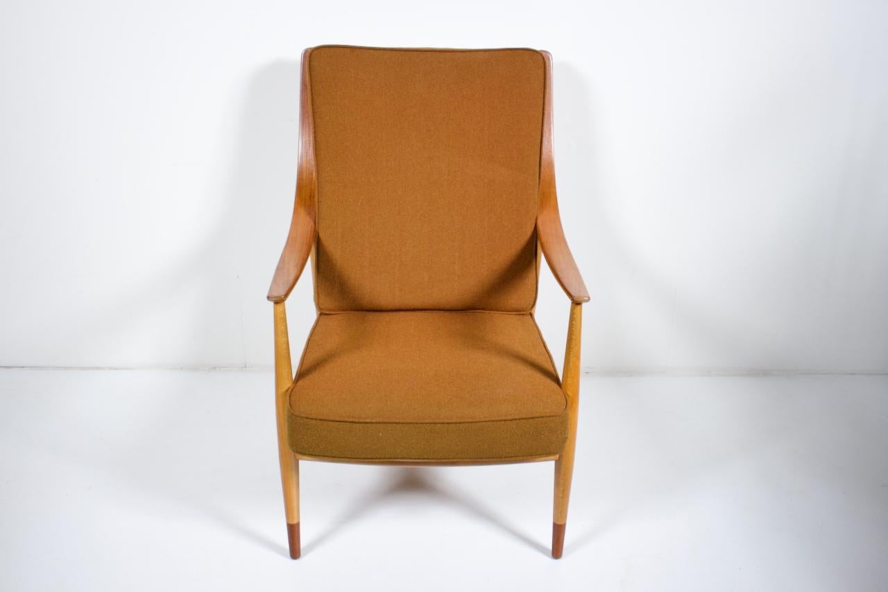 Mid-20th Century Peter Hvidt, Orla Molgaard France & Daverhosen Beech Teak High Back Lounge Chair For Sale