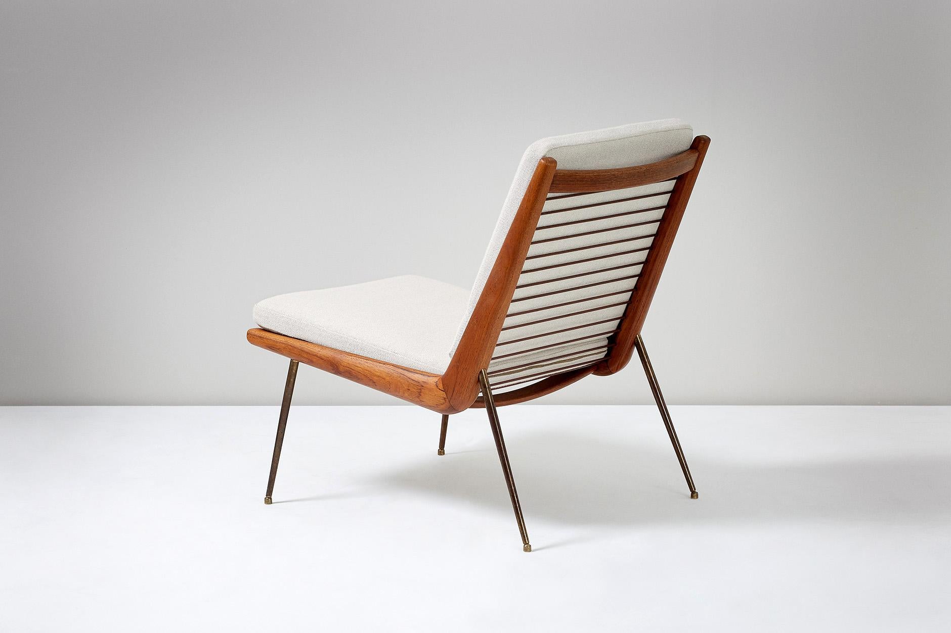 Peter Hvidt & Orla Molgaard-Nielsen

Boomerang Chair, 1954

Teak lounge chair produced by France & Son, Denmark with patinated brass plated legs. New cushions covered in Kvadrat wool fabric. 

Measures: H 79cm, D 74cm, W 64cm.