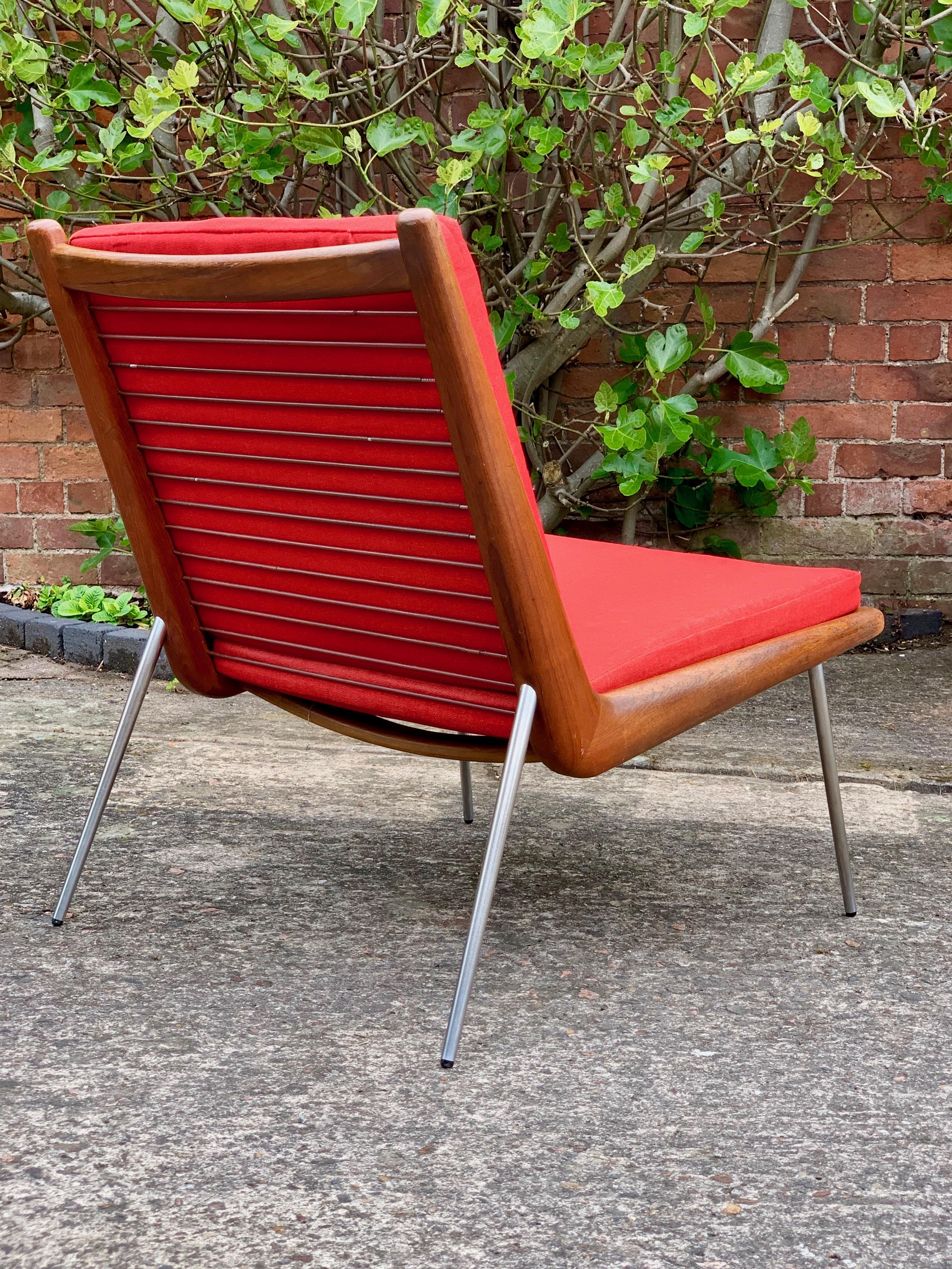 Peter Hvidt & Orla Molgaard Nielsen boomerang chair Manufactured by France & Son 1950s chair number 3

Stunning original boomerang chair by Peter Hvidt and Orla Molgaard Nielsen manufactured by France & Daverkosen, Denmark, the teak frame with two