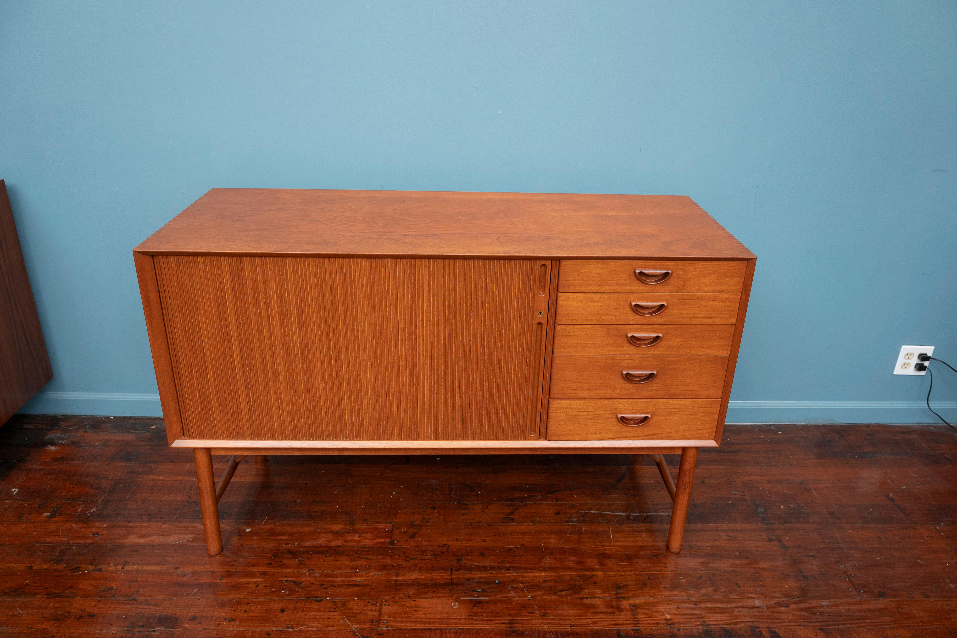 Danese Peter Hvidt & Orla Molgaard-Nielsen Credenza, Model 309 in vendita