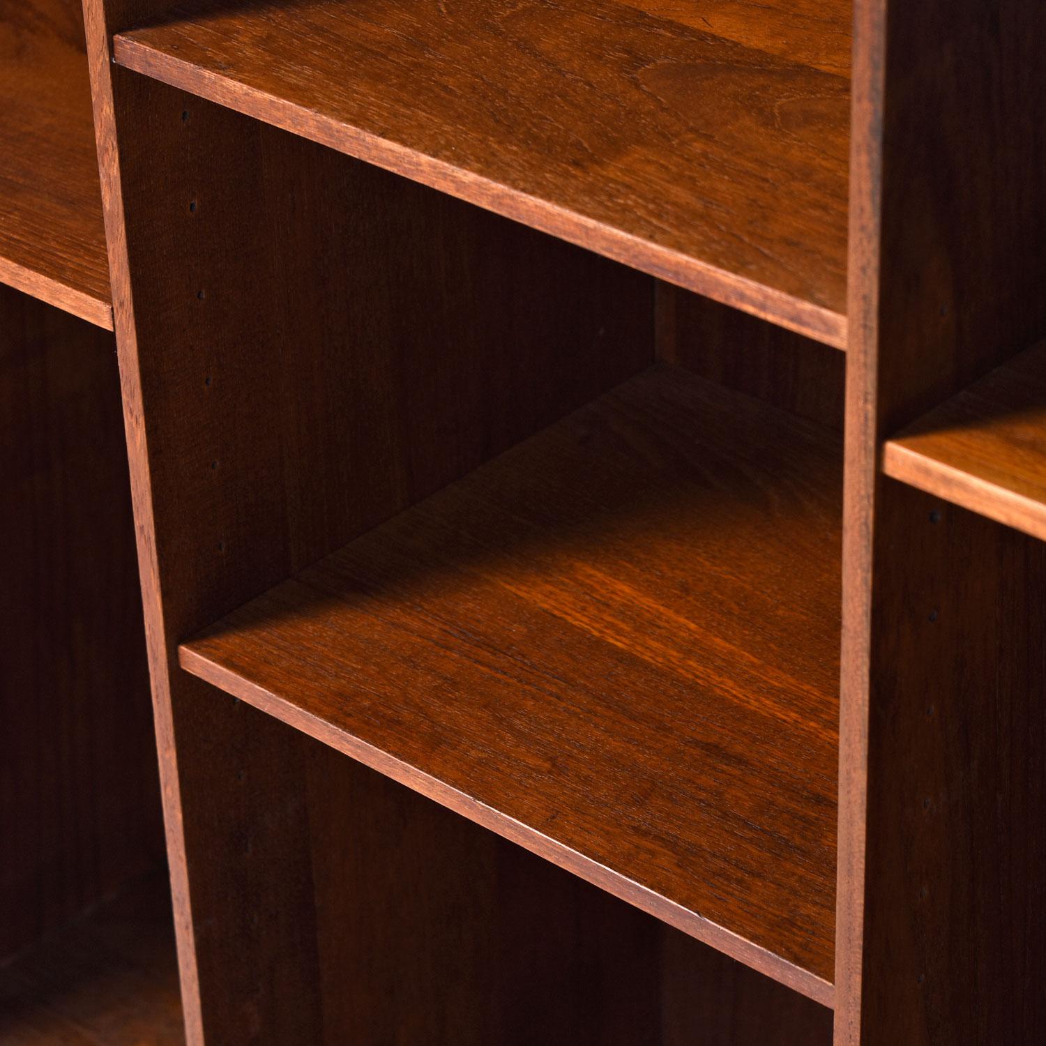 Peter Hvidt & Orla Molgaard-Nielsen for John Stuart Solid Teak Bookcase Cabinet In Excellent Condition In Chattanooga, TN