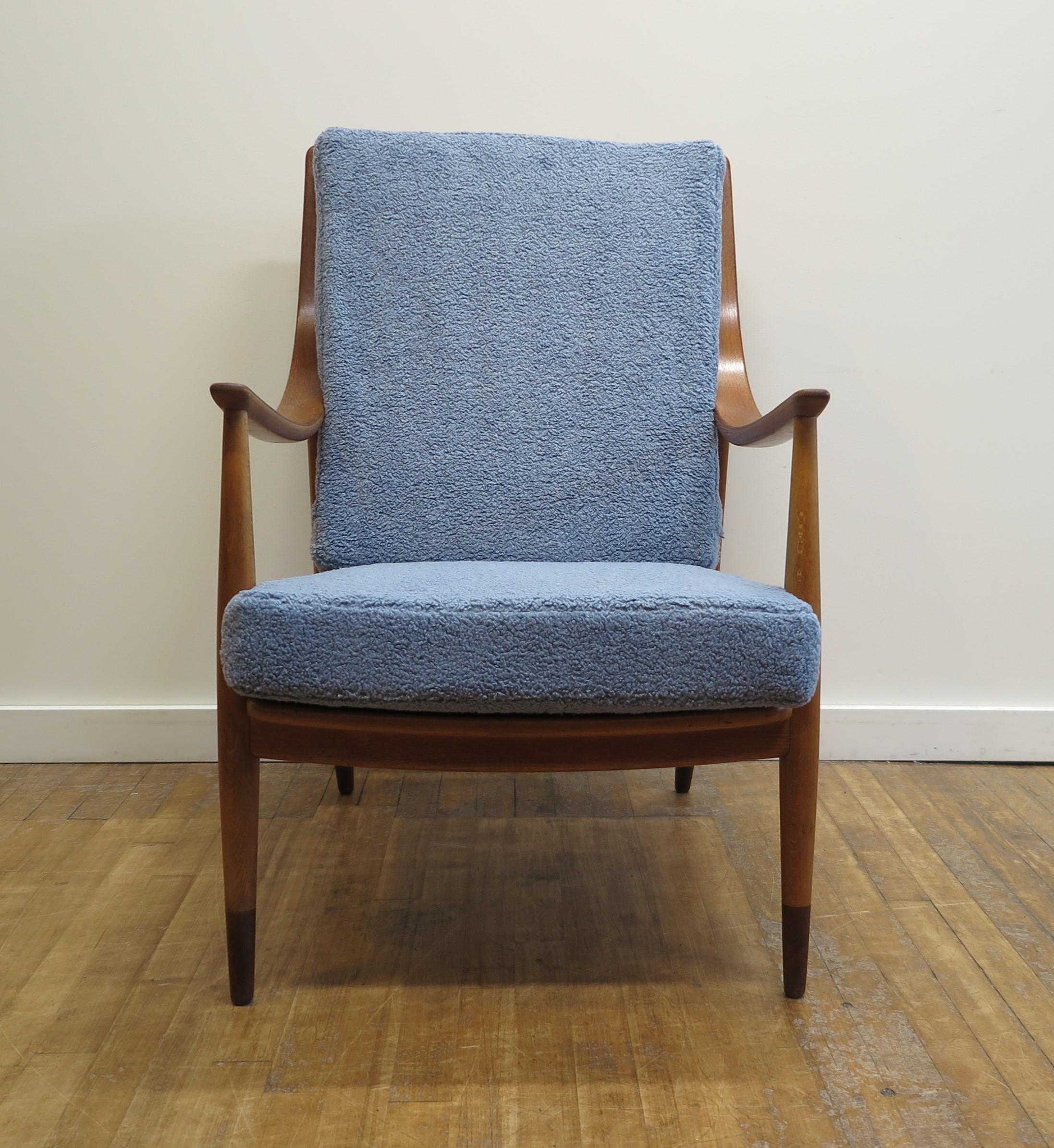 Peter Hvidt & Orla Molgaard Nielsen Lounge Chair FD-145 For Sale 2
