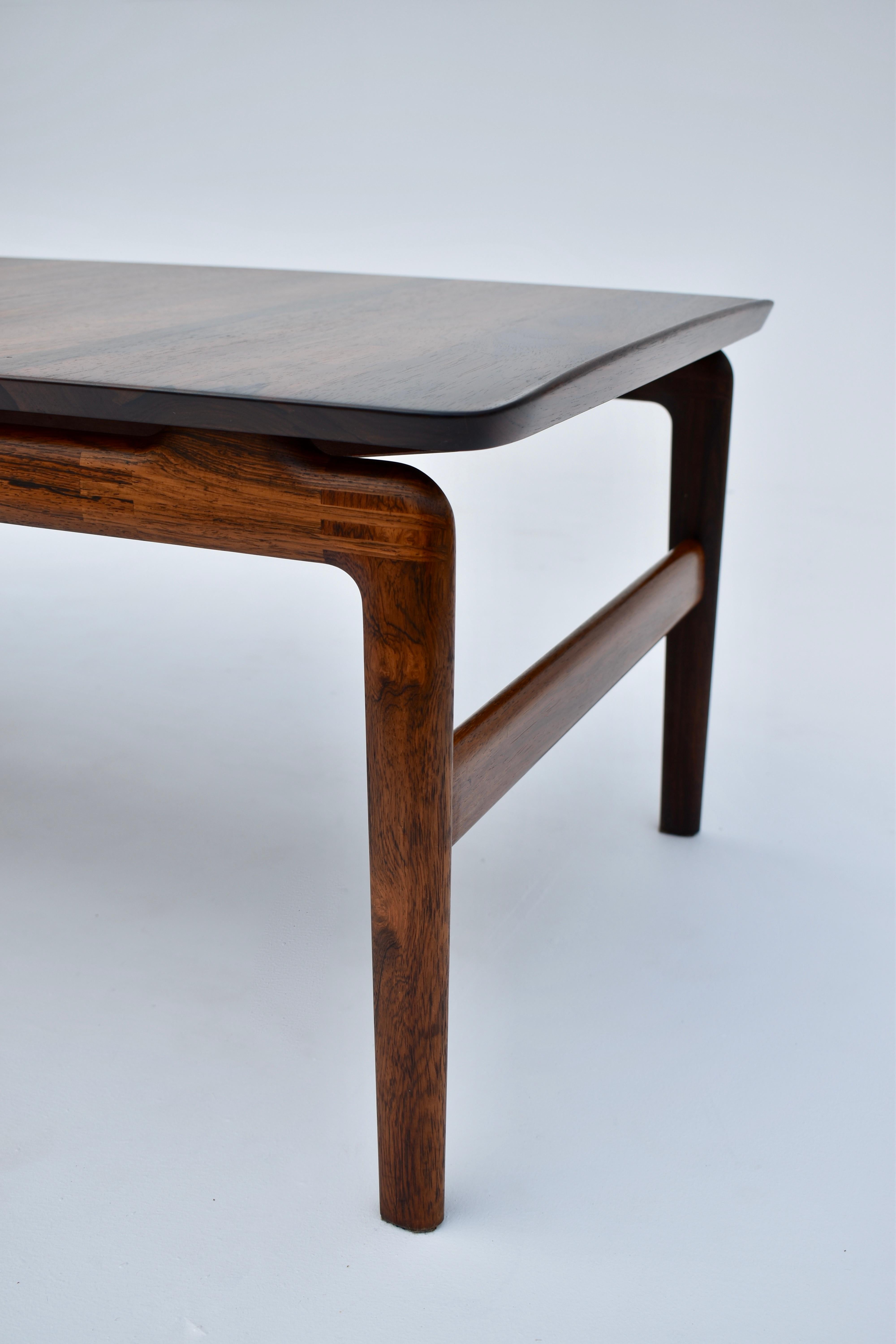 Peter Hvidt & Orla Molgaard Nielsen Solid Rosewood Coffee Table For France & Son In Good Condition In Shepperton, Surrey